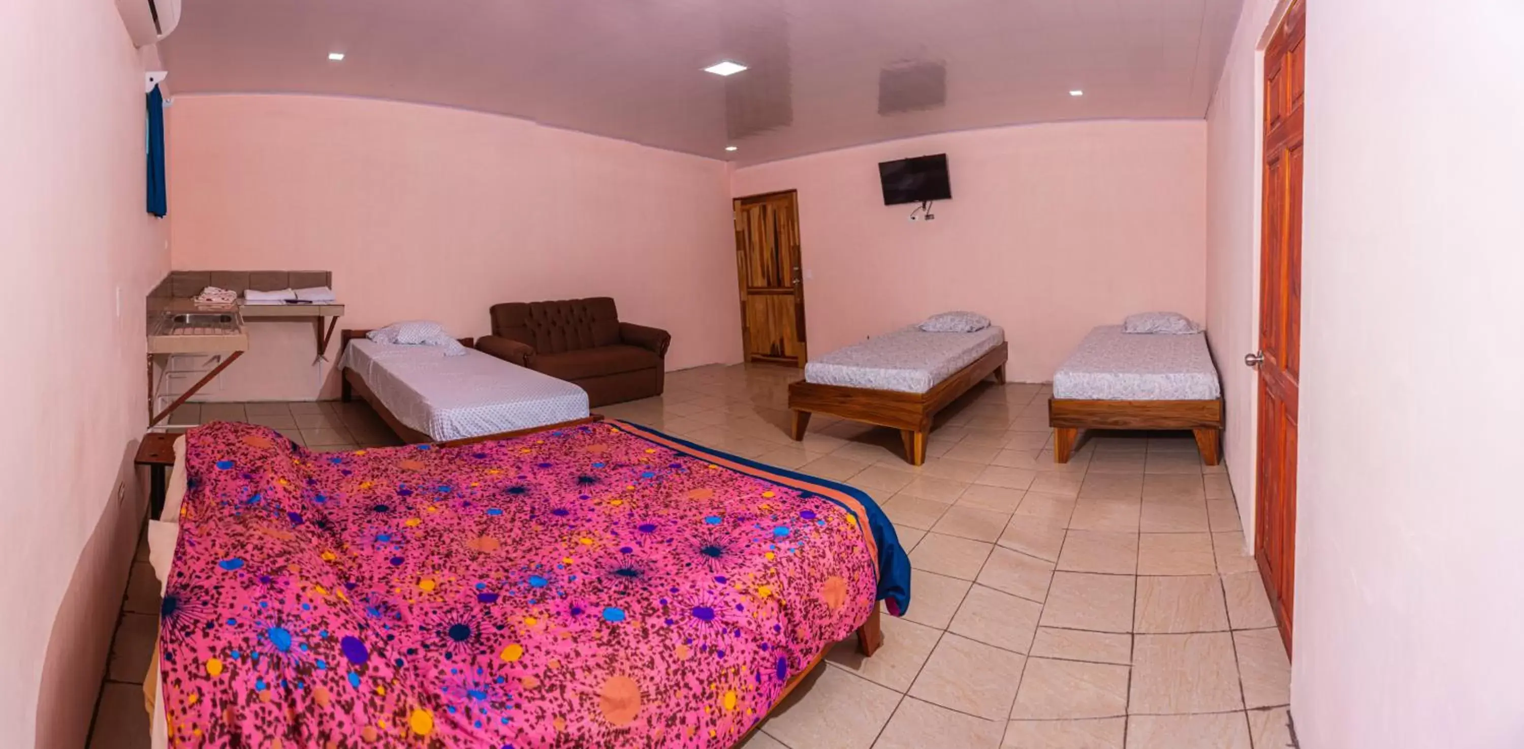 Family Room in Hotel La Cascada Family Room in Hotel La Cascada