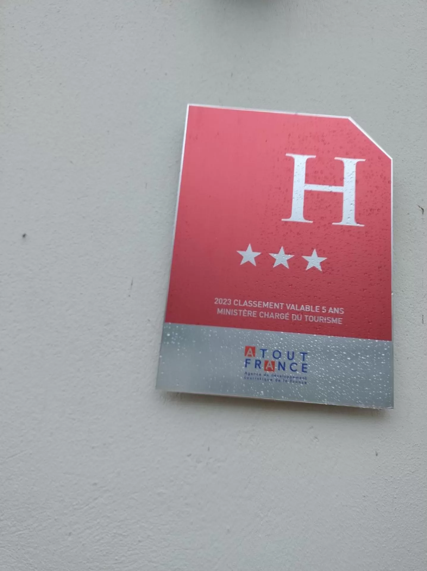 Logo/Certificate/Sign in Hotel Campanile Besançon Nord Ecole Valentin