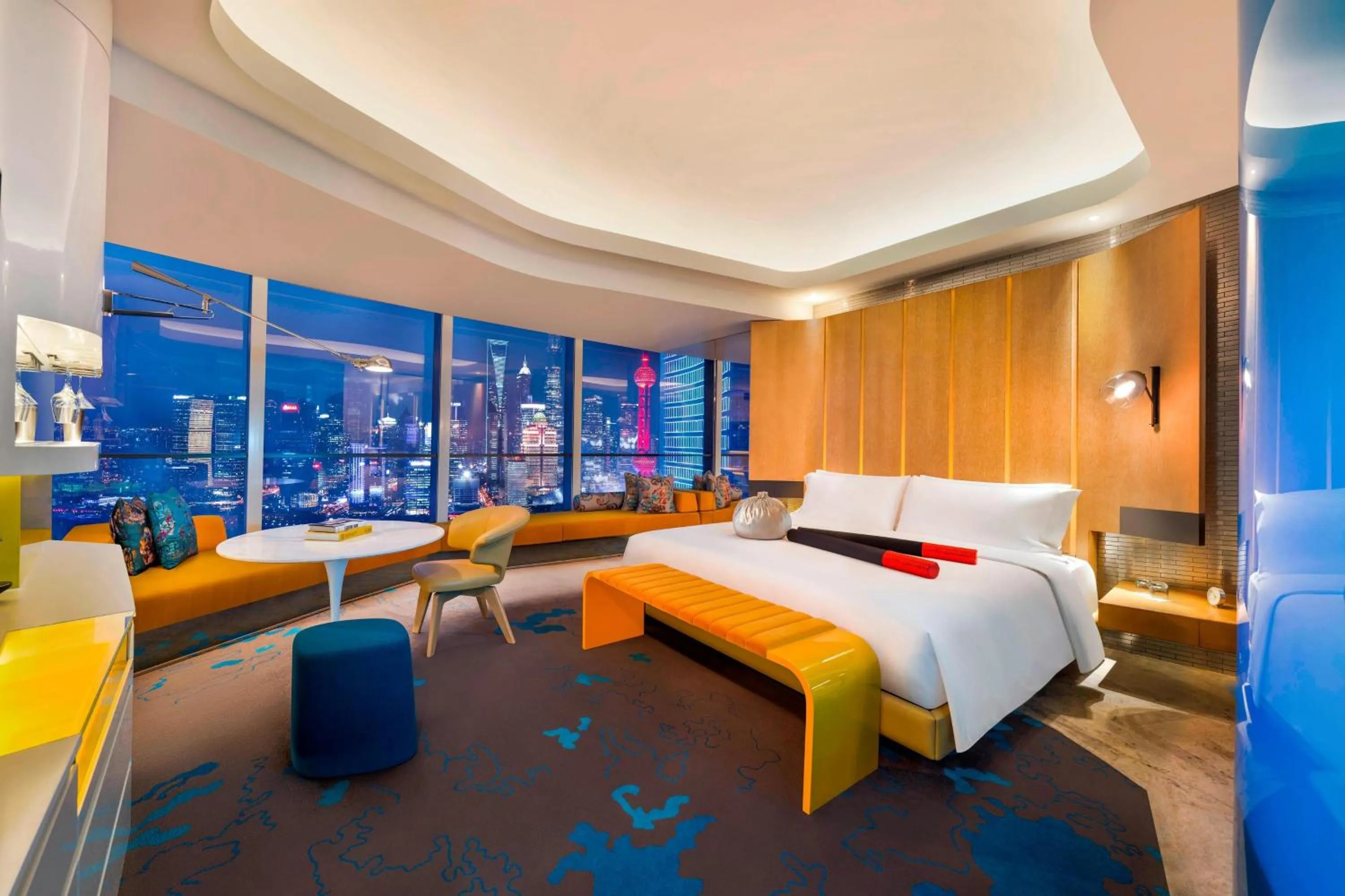 Photo of the whole room, Bed in W Shanghai - The Bund