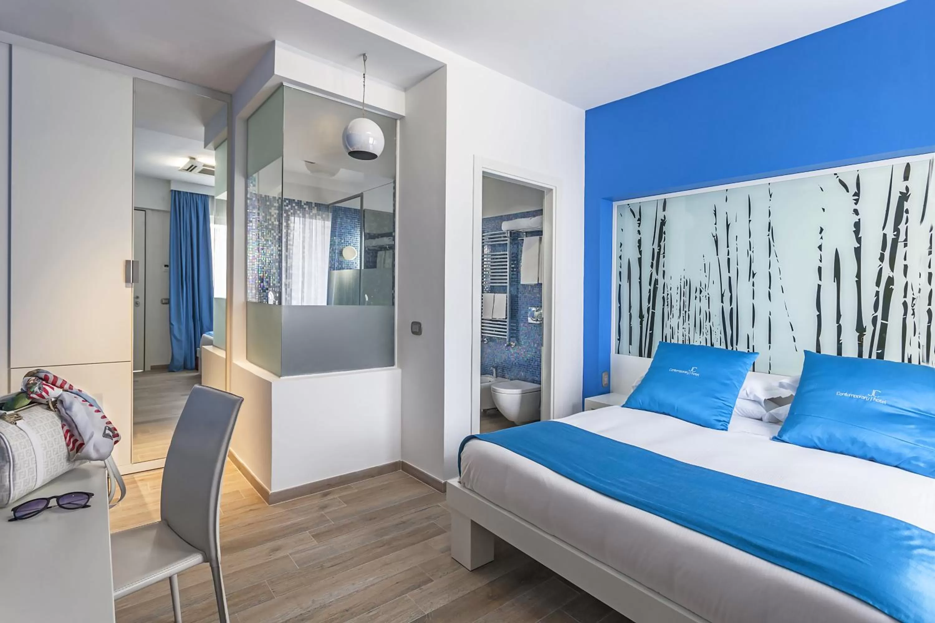 Bedroom, Bed in JC Hotel