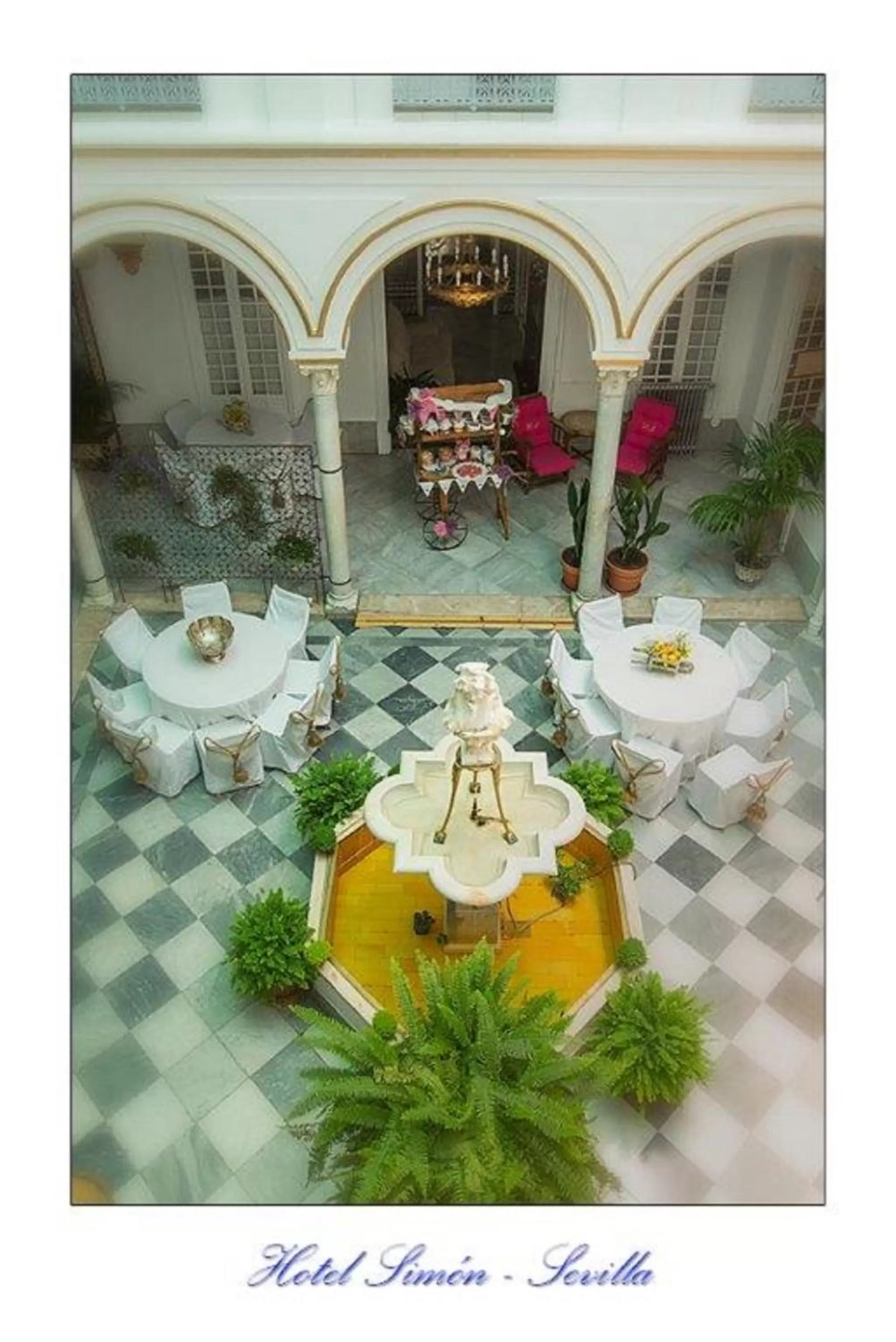 Property building in Hotel Simon