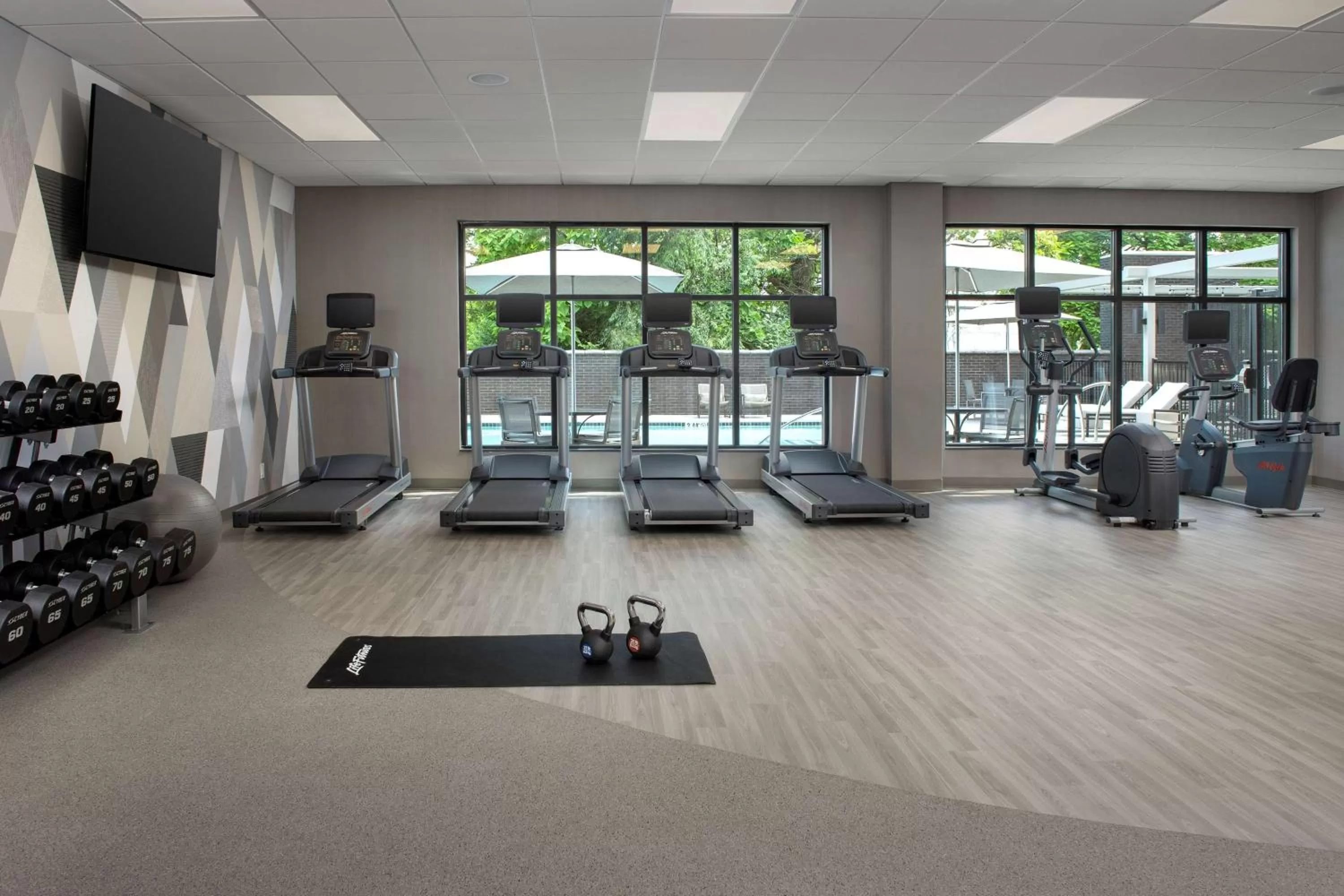 Fitness centre/facilities in Homewood Suites By Hilton Louisville Airport