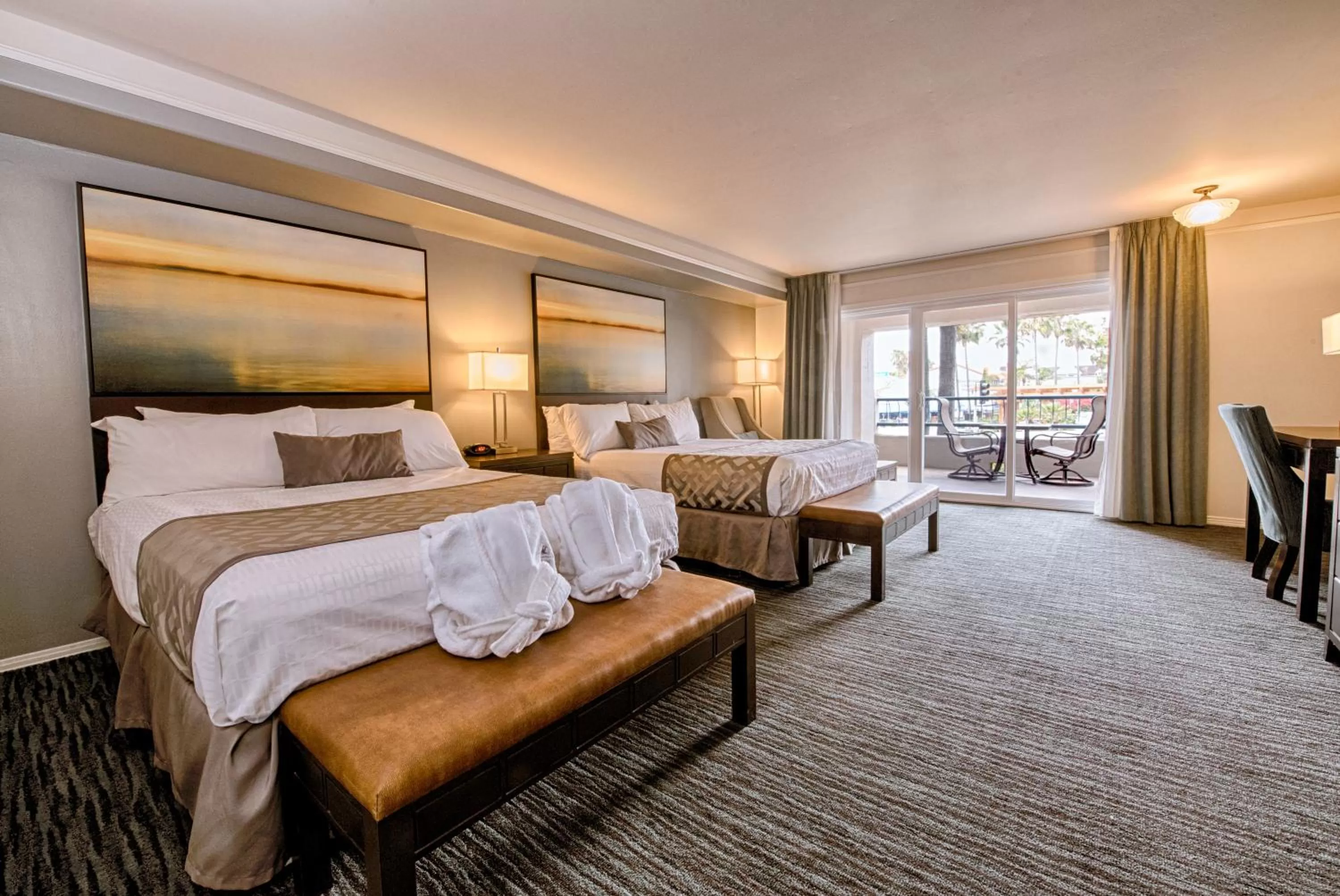 Photo of the whole room, Bed in Tamarack Beach Hotel