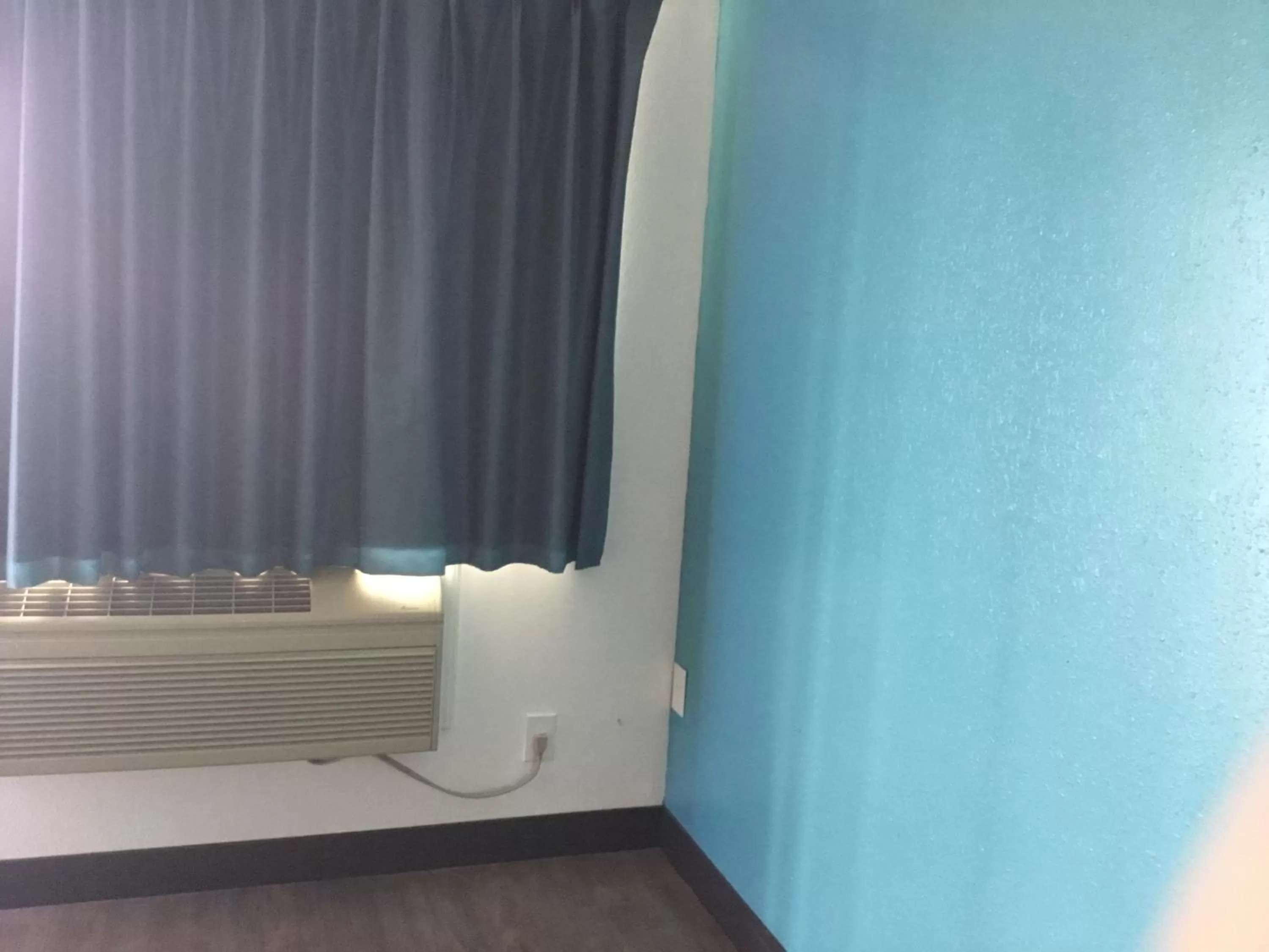 Bed in Motel 6-Baker City, OR