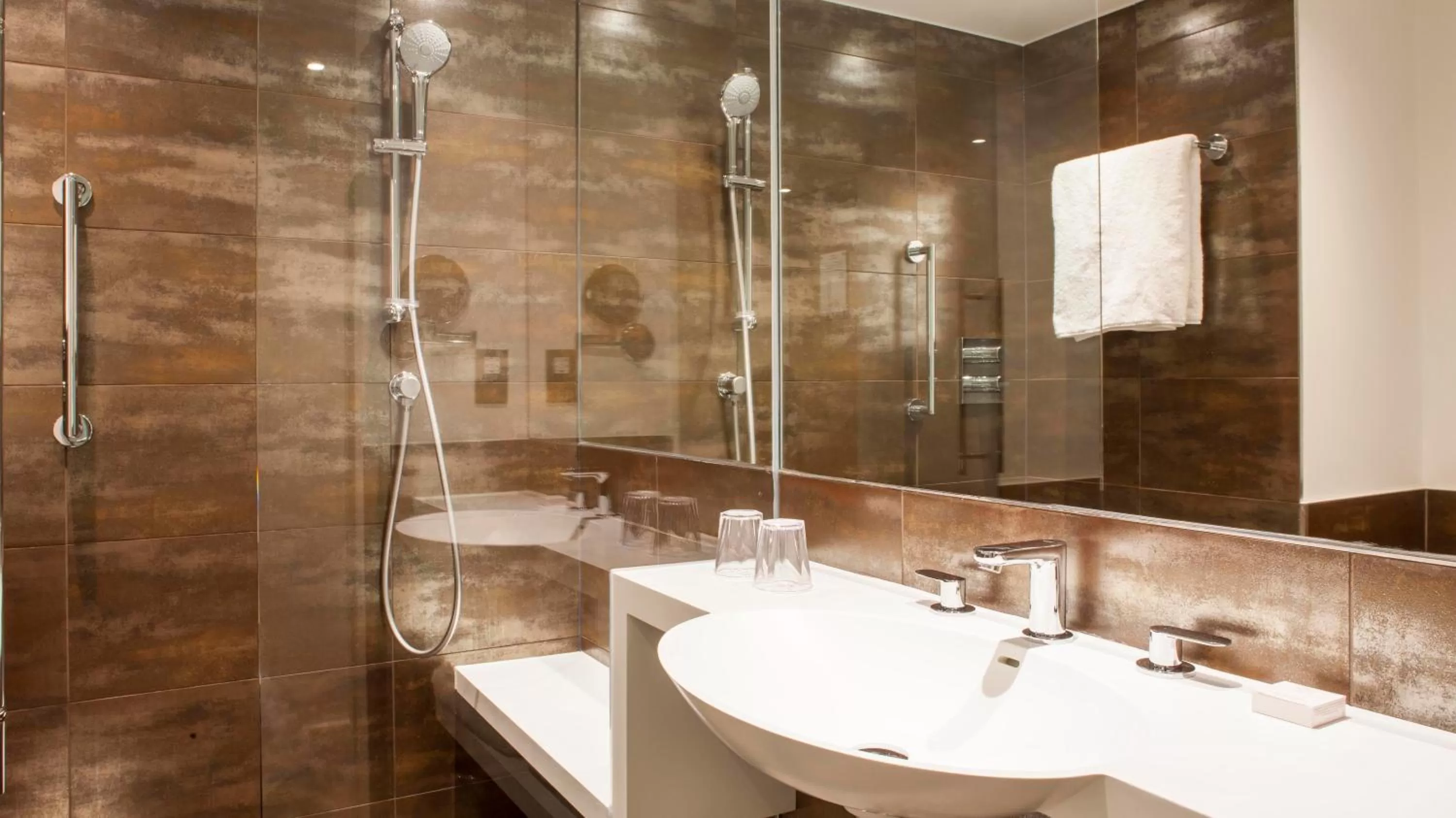 Bathroom in Crowne Plaza London Kings Cross by IHG