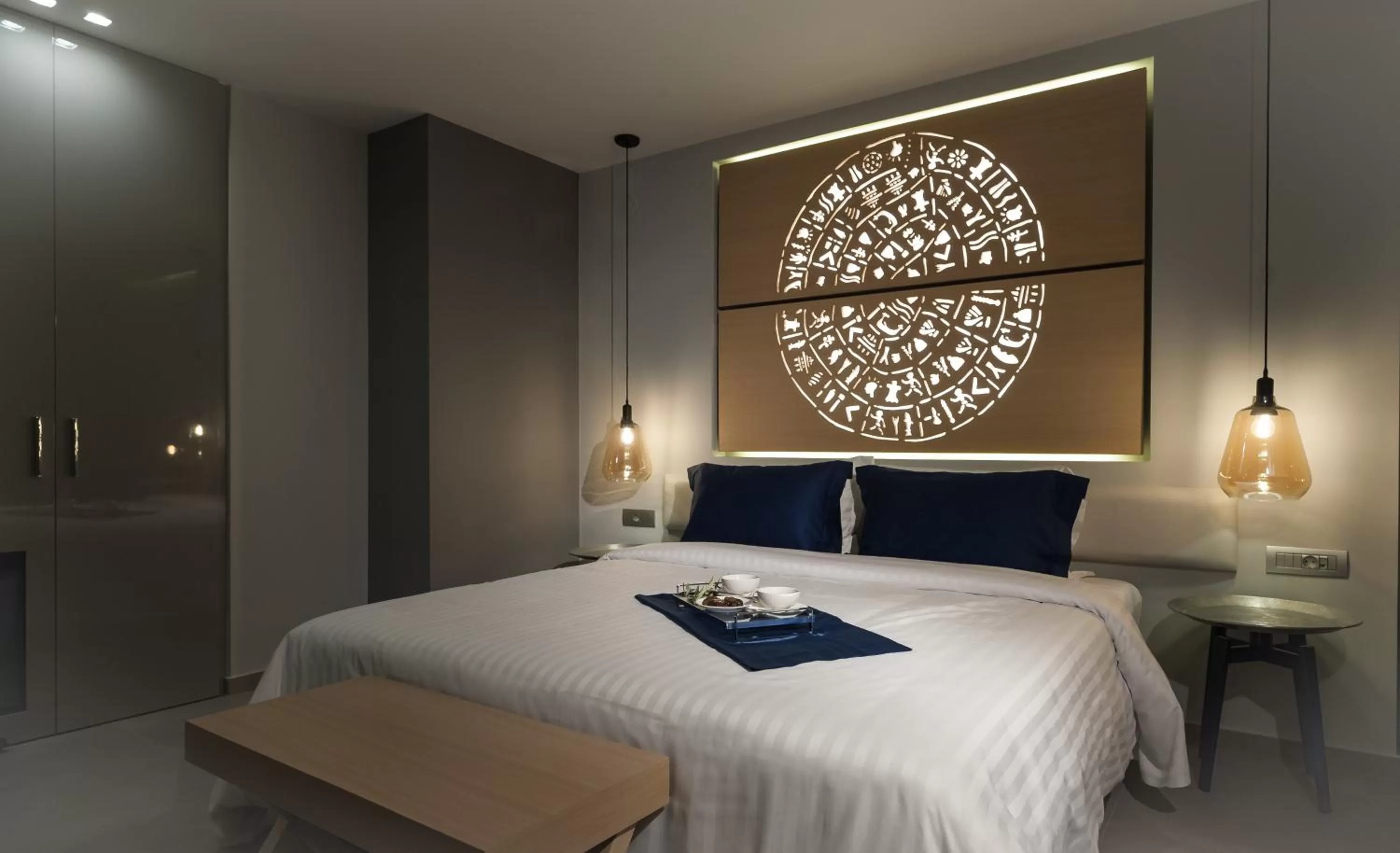 Photo of the whole room, Bed in Lavris City Suites