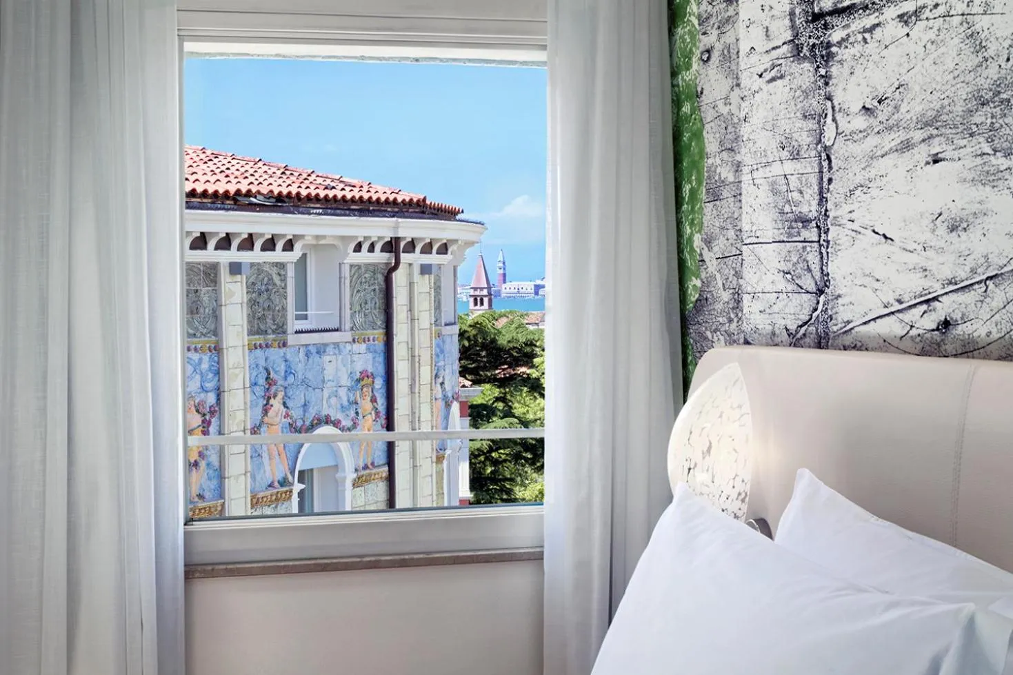 City view, Bed in Ausonia Hungaria Wellness & Lifestyle