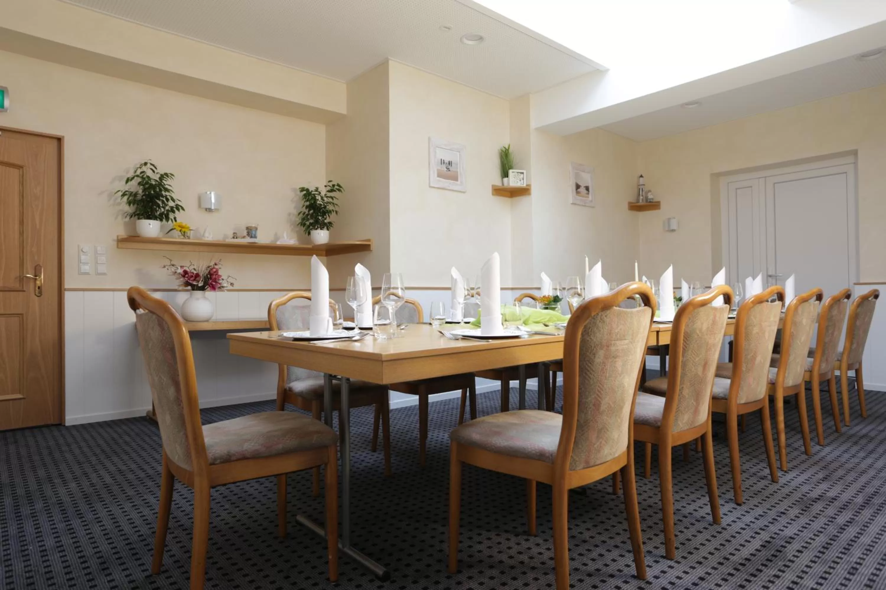 Restaurant/places to eat in "Wendezeller Stuben" Weymann Gastronomiebetriebs GmbH