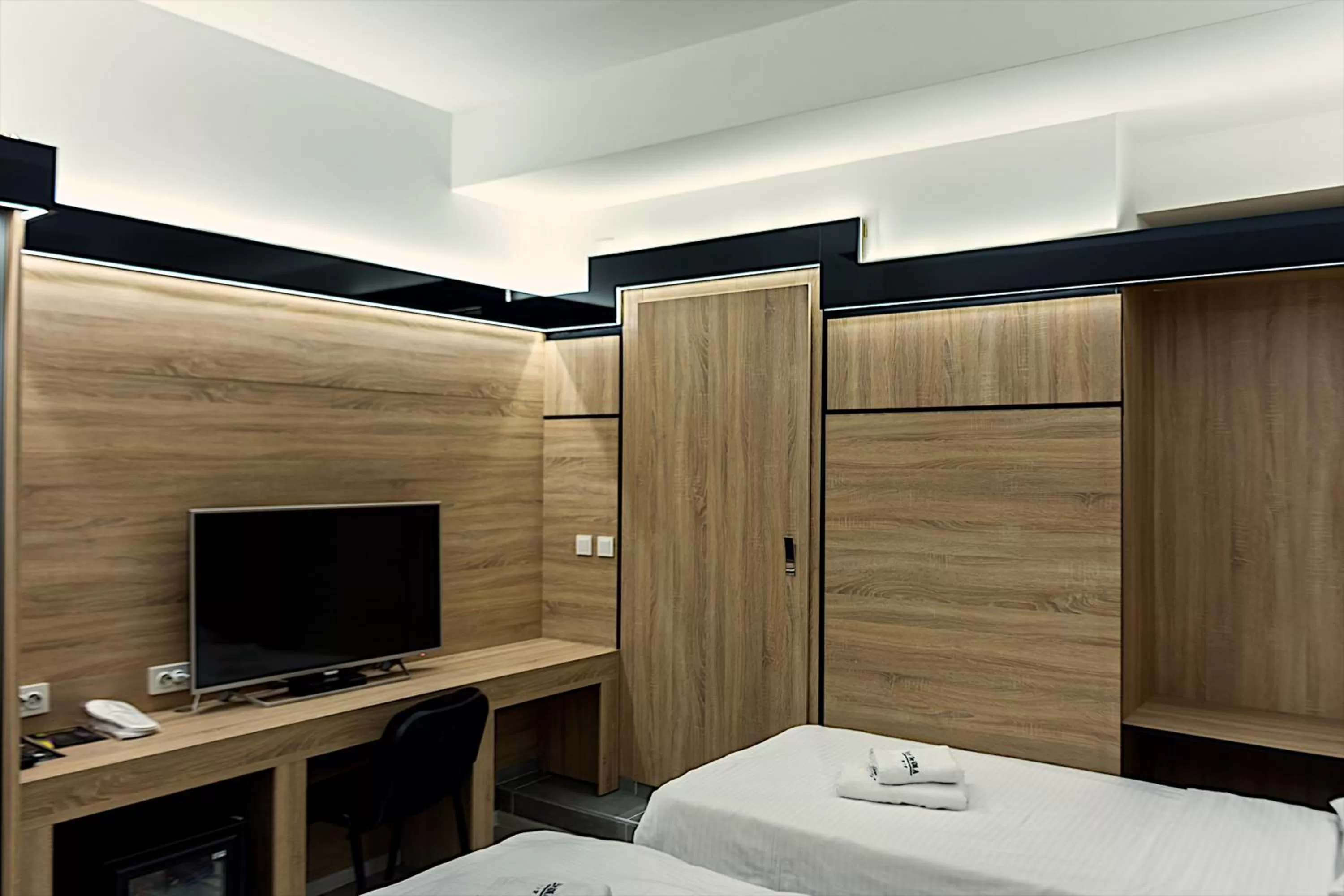 TV and multimedia, Bed in Hotel De KOKA