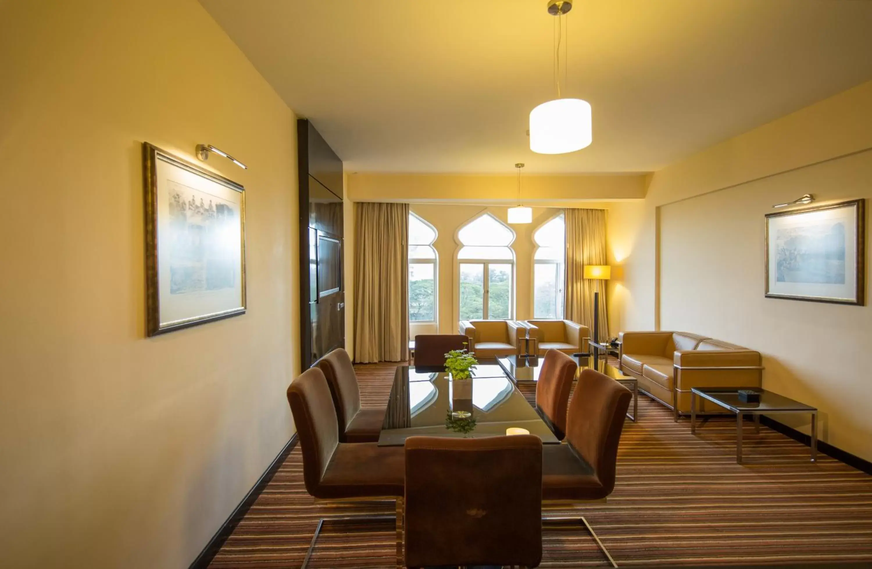 Executive King Suite - Non-Smoking with 15% Discount on Spa Treatments in Ramada Colombo Executive King Suite - Non-Smoking with 15% Discount on Spa Treatments in Ramada Colombo