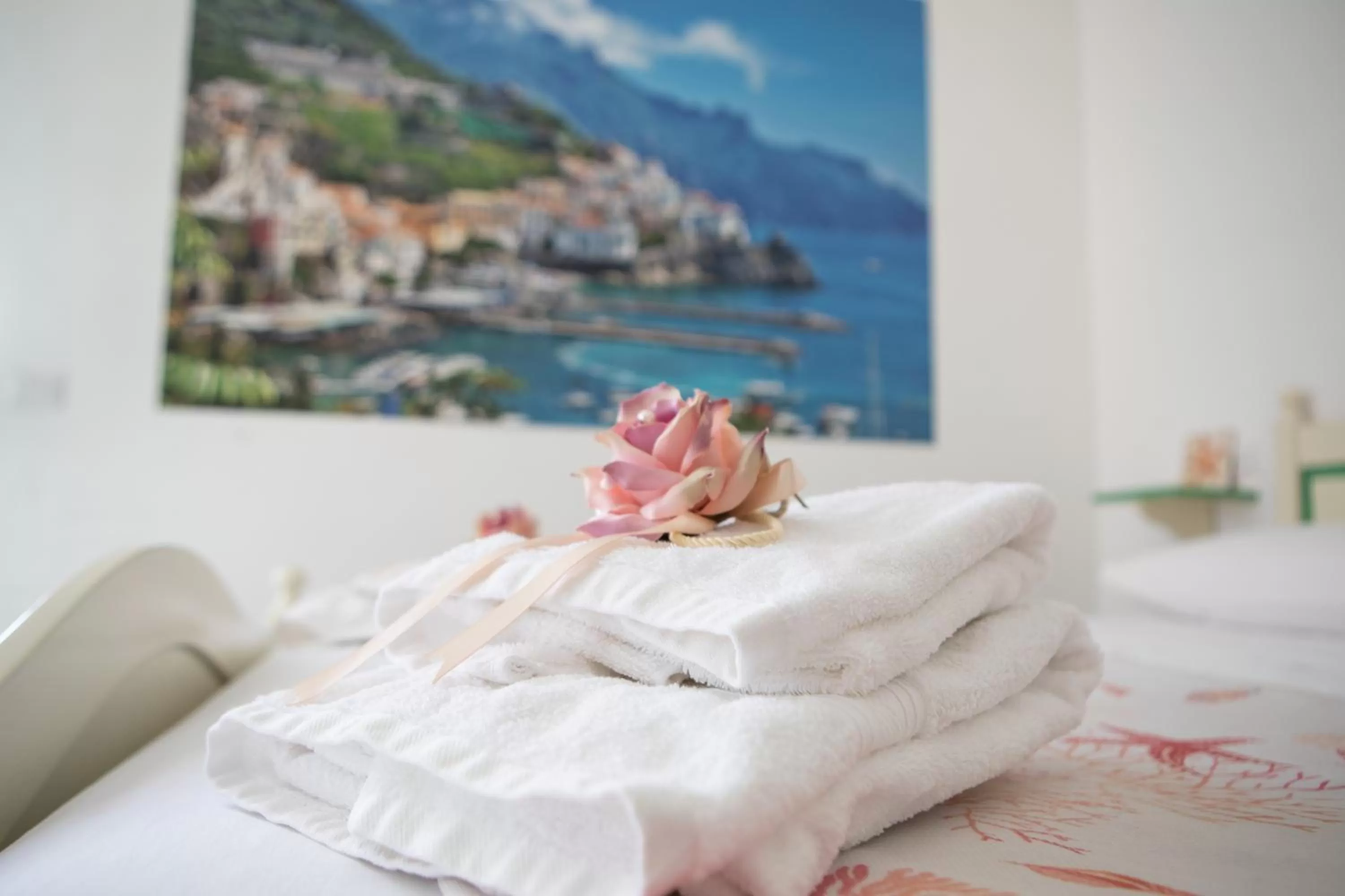 towels, Bed in IL CEPPO sui sentieri per Amalfi