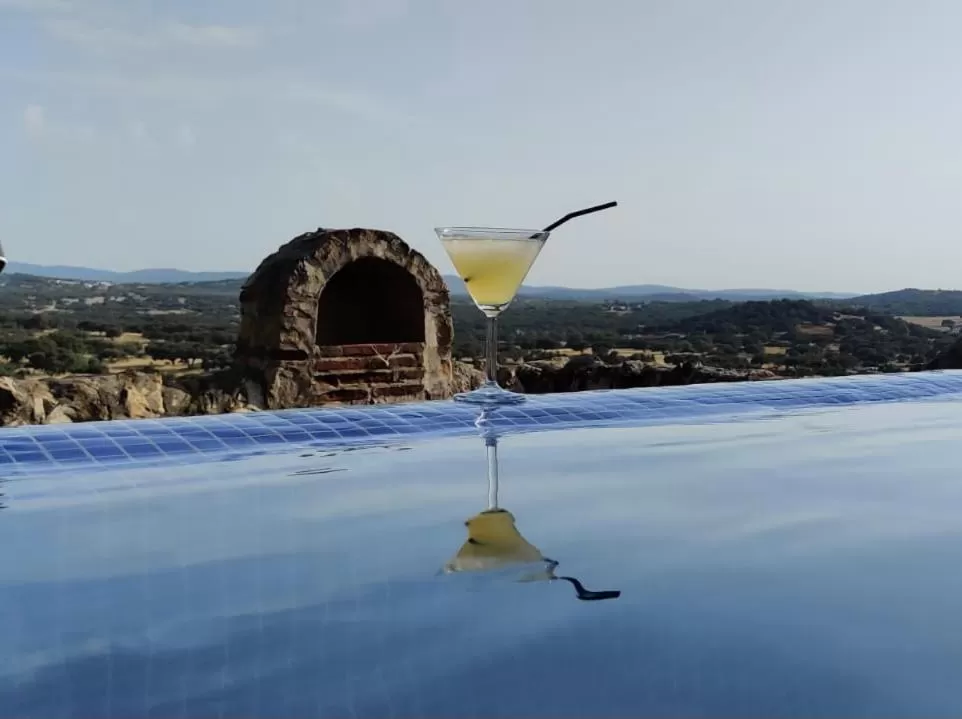 Pool view in Hotel Monasterio de Rocamador