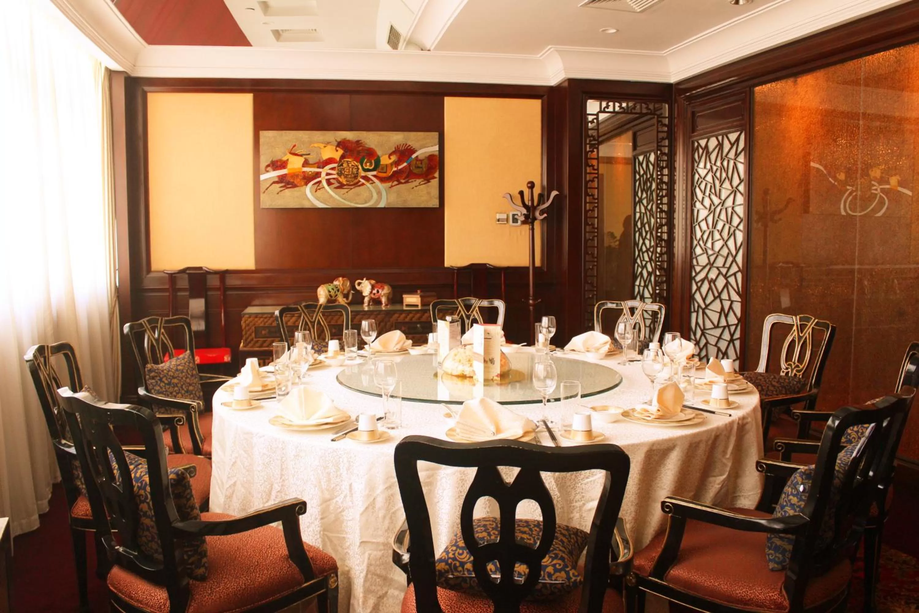 Restaurant/places to eat in The Presidential Beijing