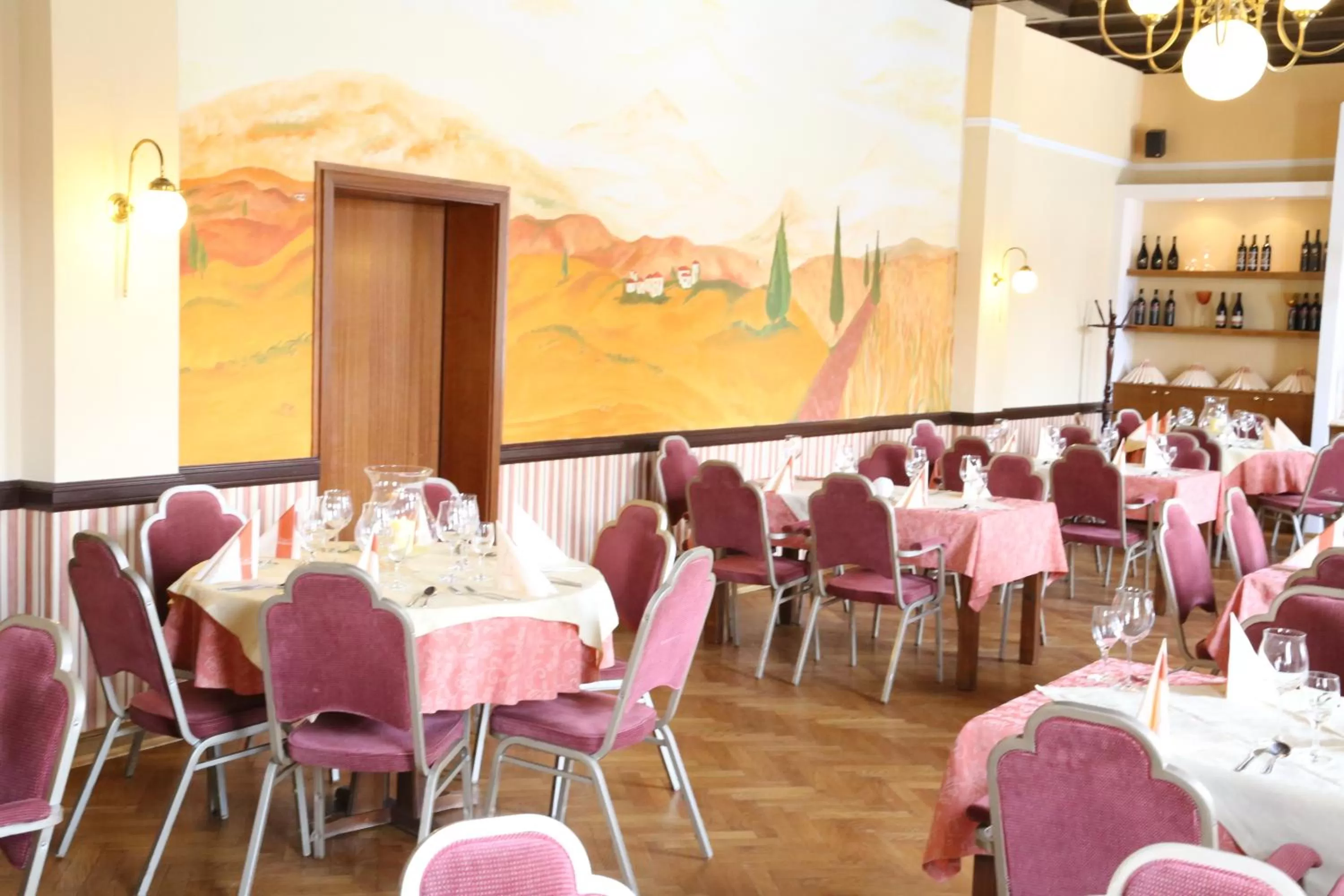 Restaurant/places to eat in In Piazza