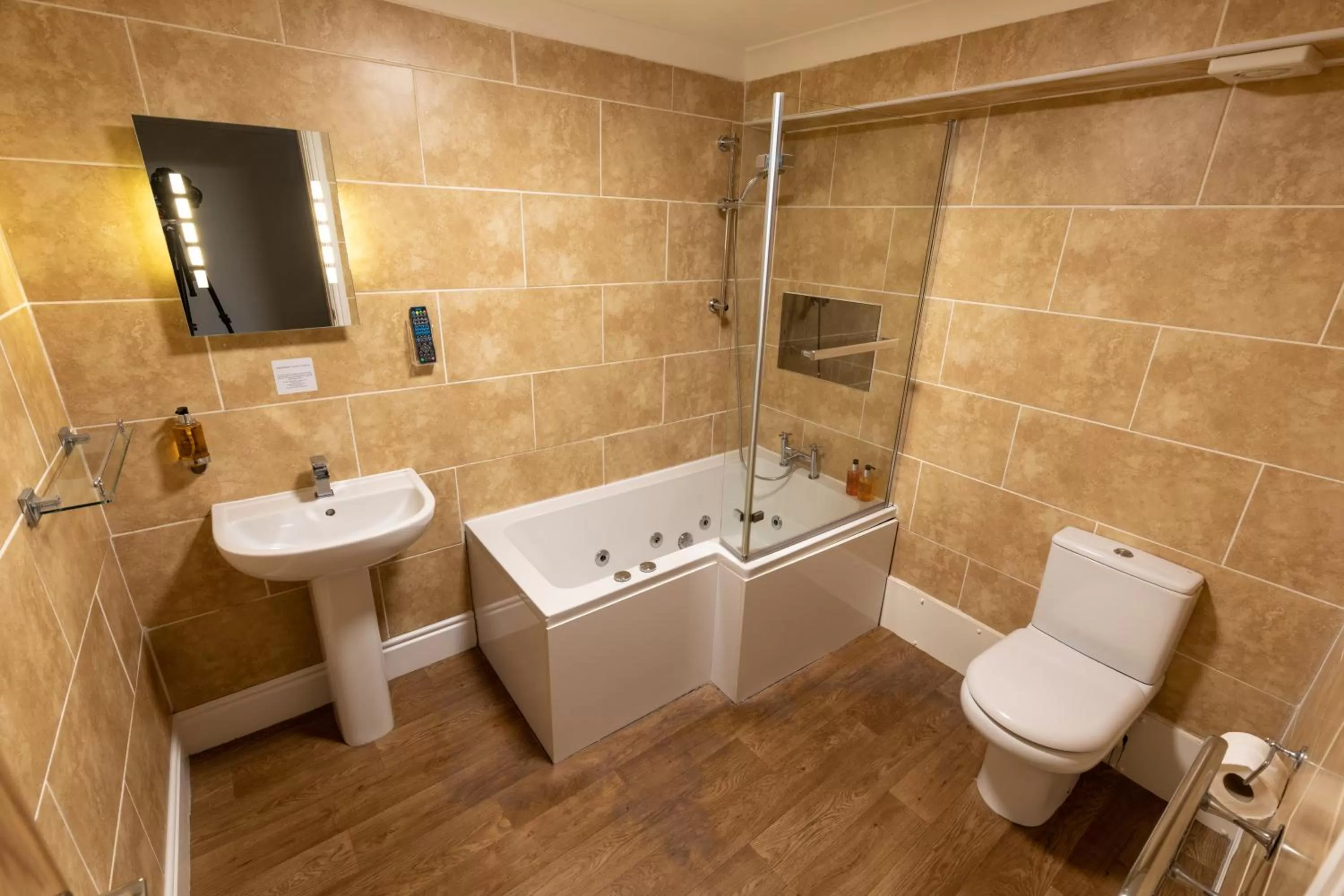 Bathroom in The Resolution Hotel