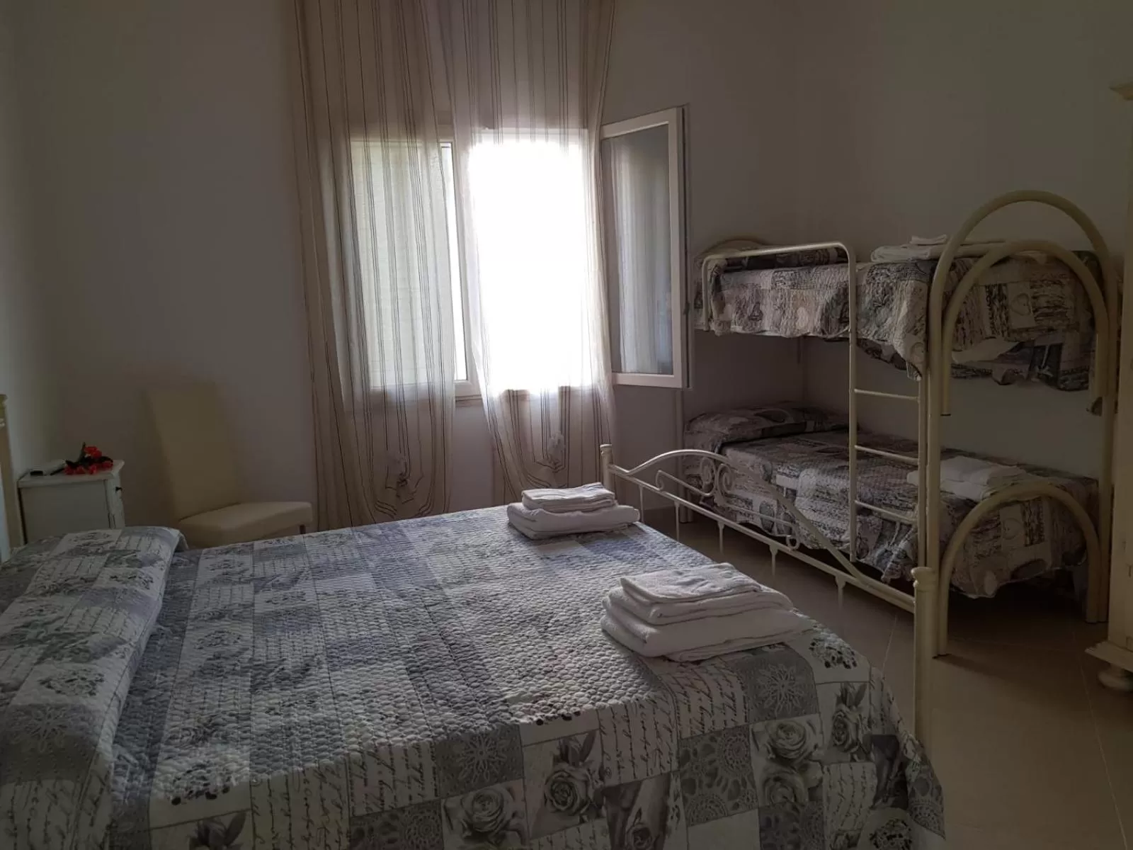 Bathroom, Bed in B&b Giadà