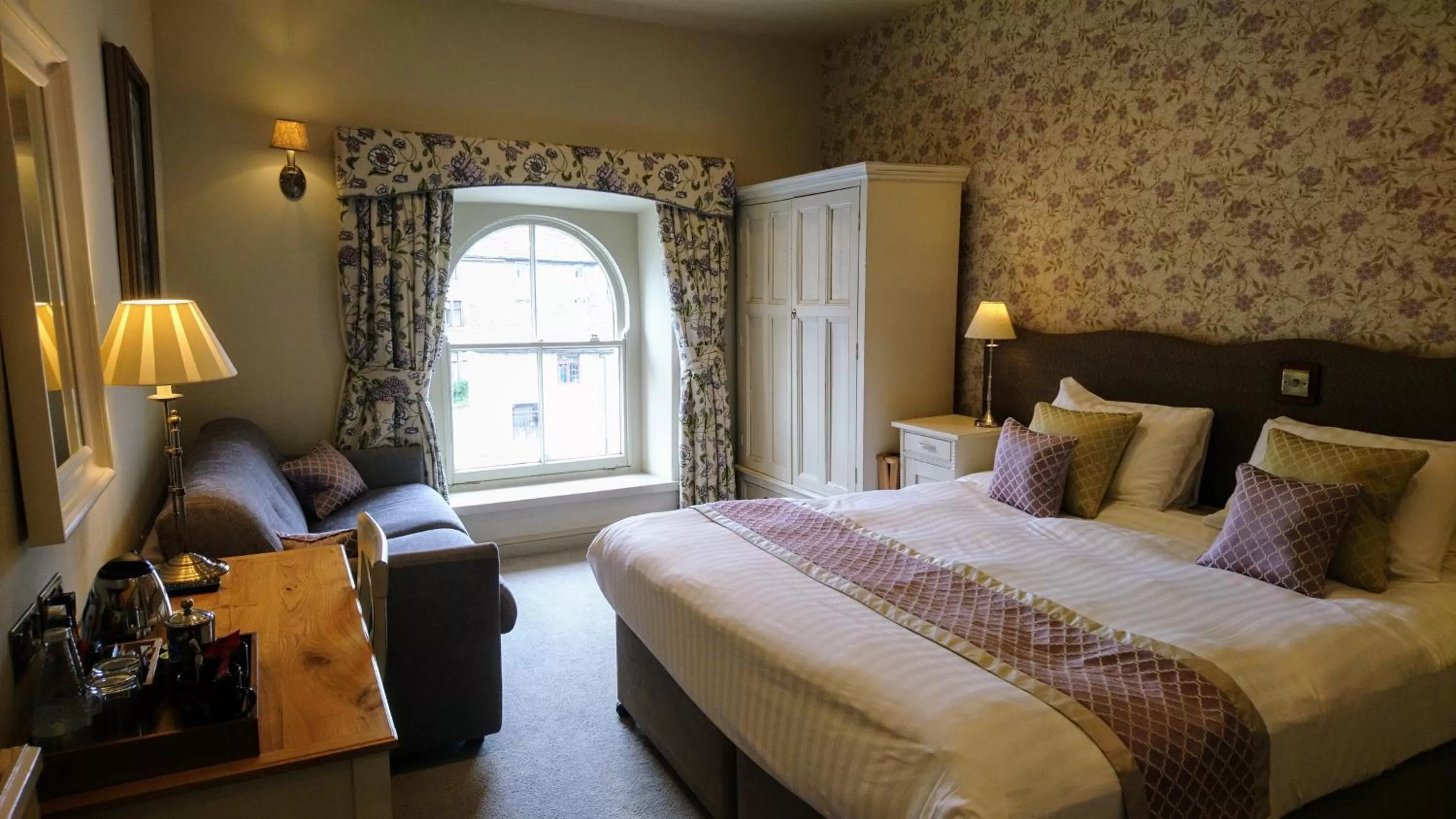 Bed in The Devonshire Grassington