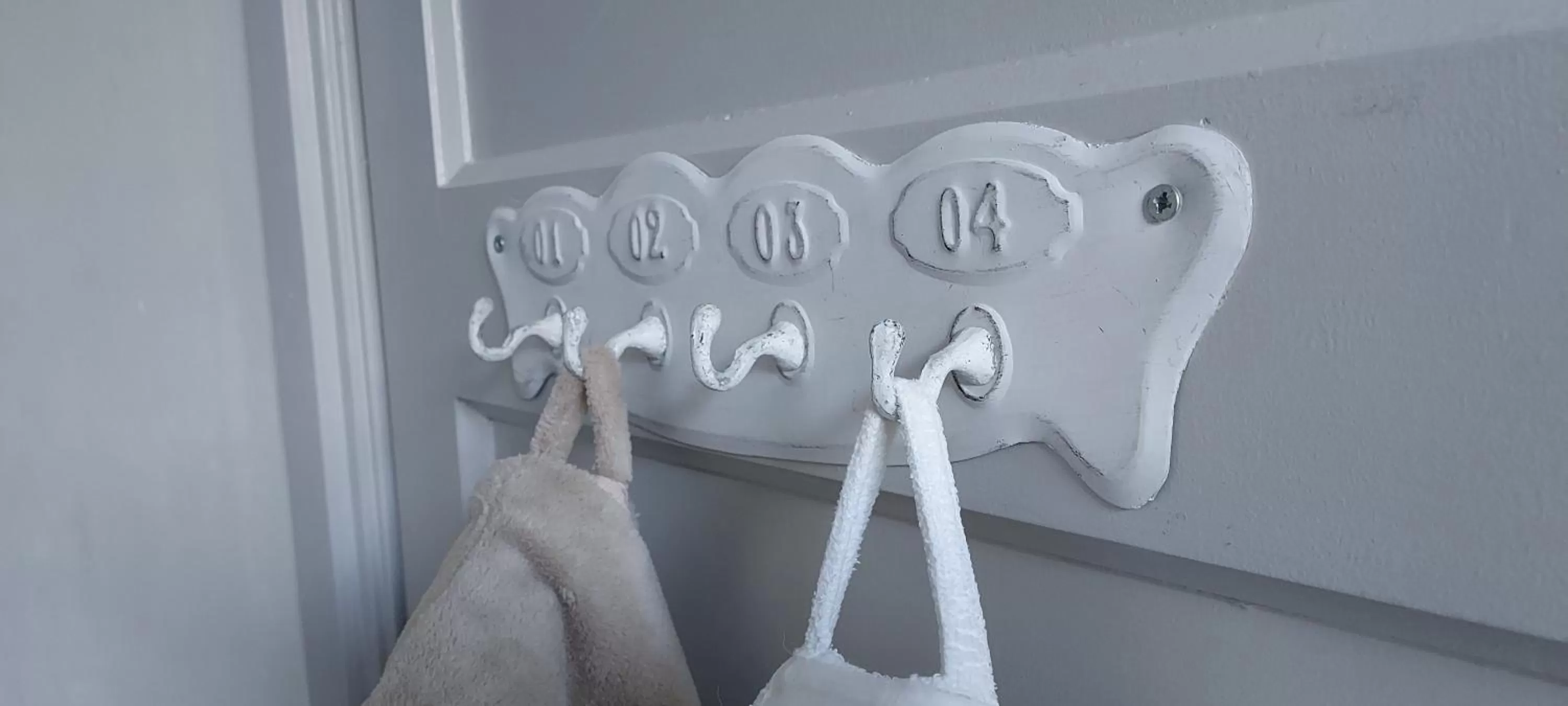 wardrobe in B en B Sluisje 1818