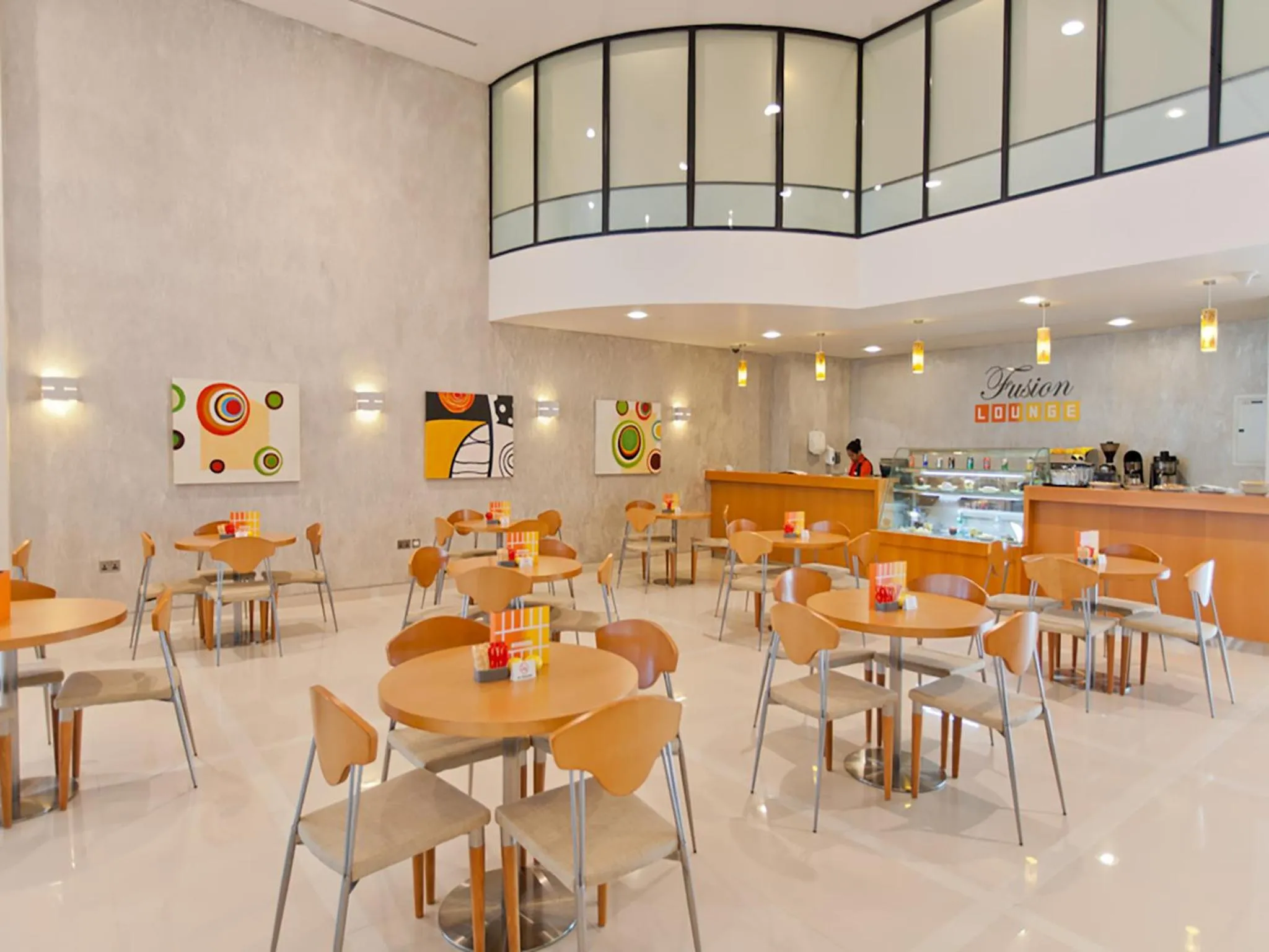 Restaurant/places to eat in Ibis Abu Dhabi Gate