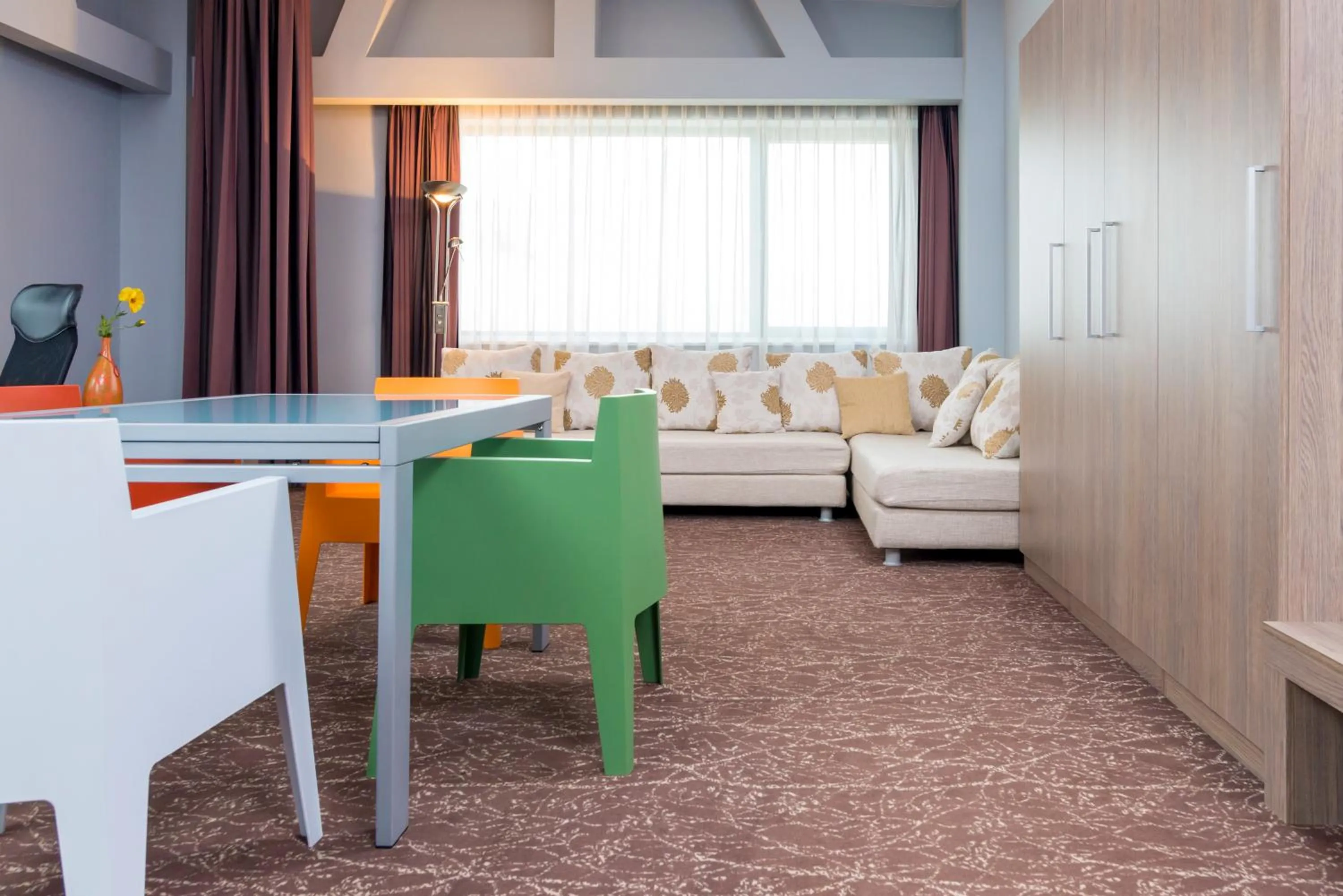 Living room in West City Hotel