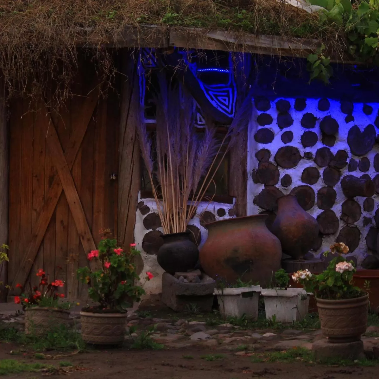 Property building in El Tio Hostal