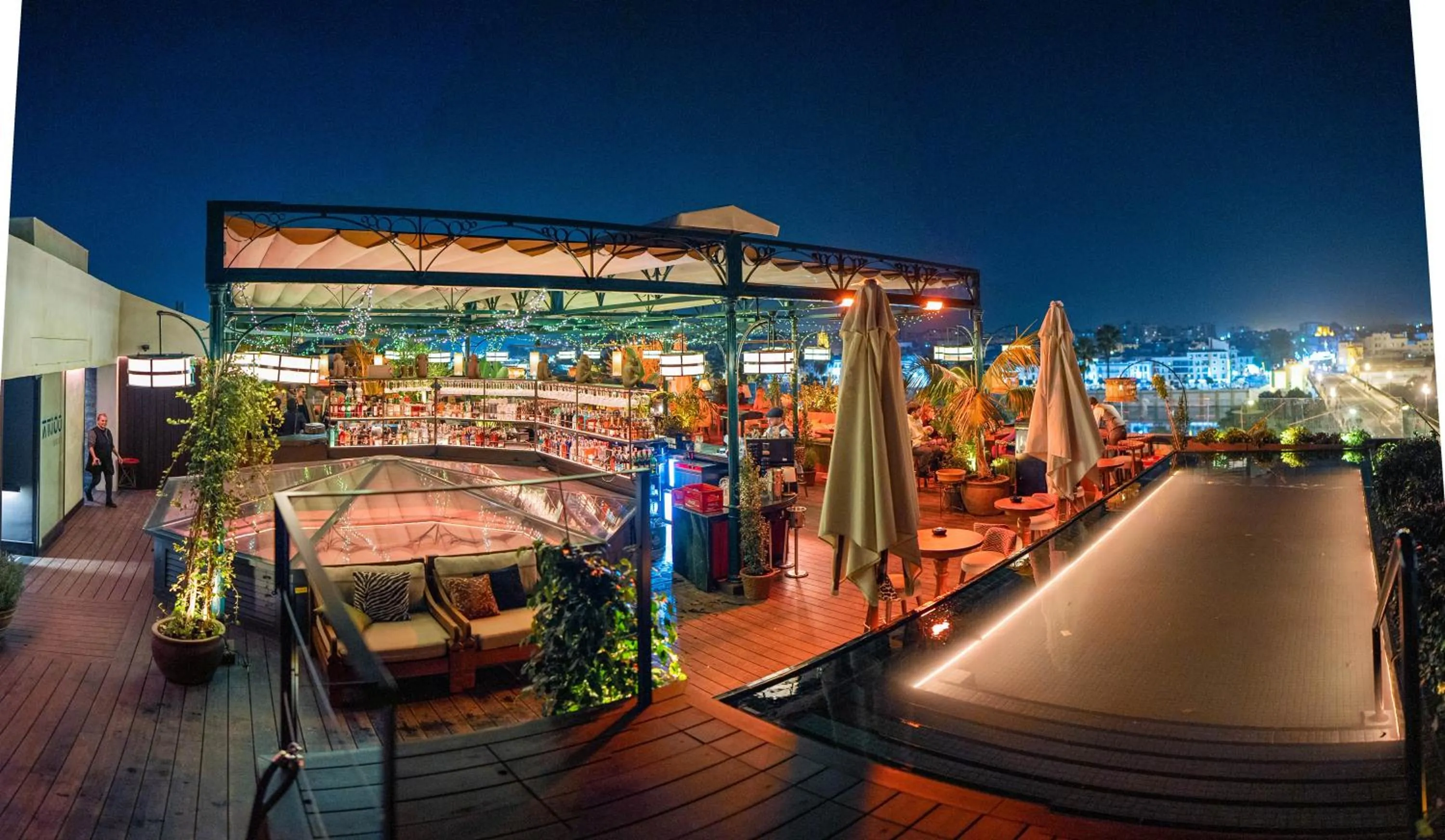 Swimming pool in Hotel Lobby