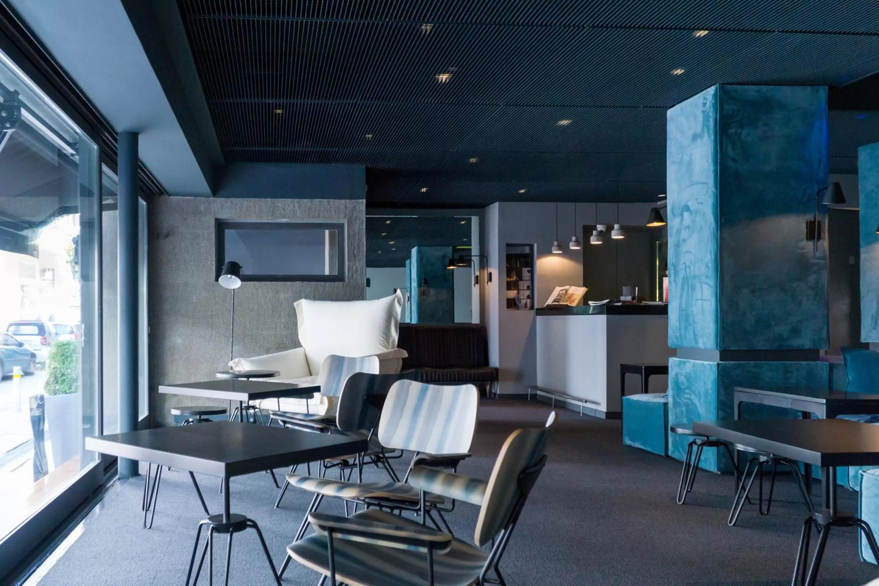 Lobby or reception in Periscope