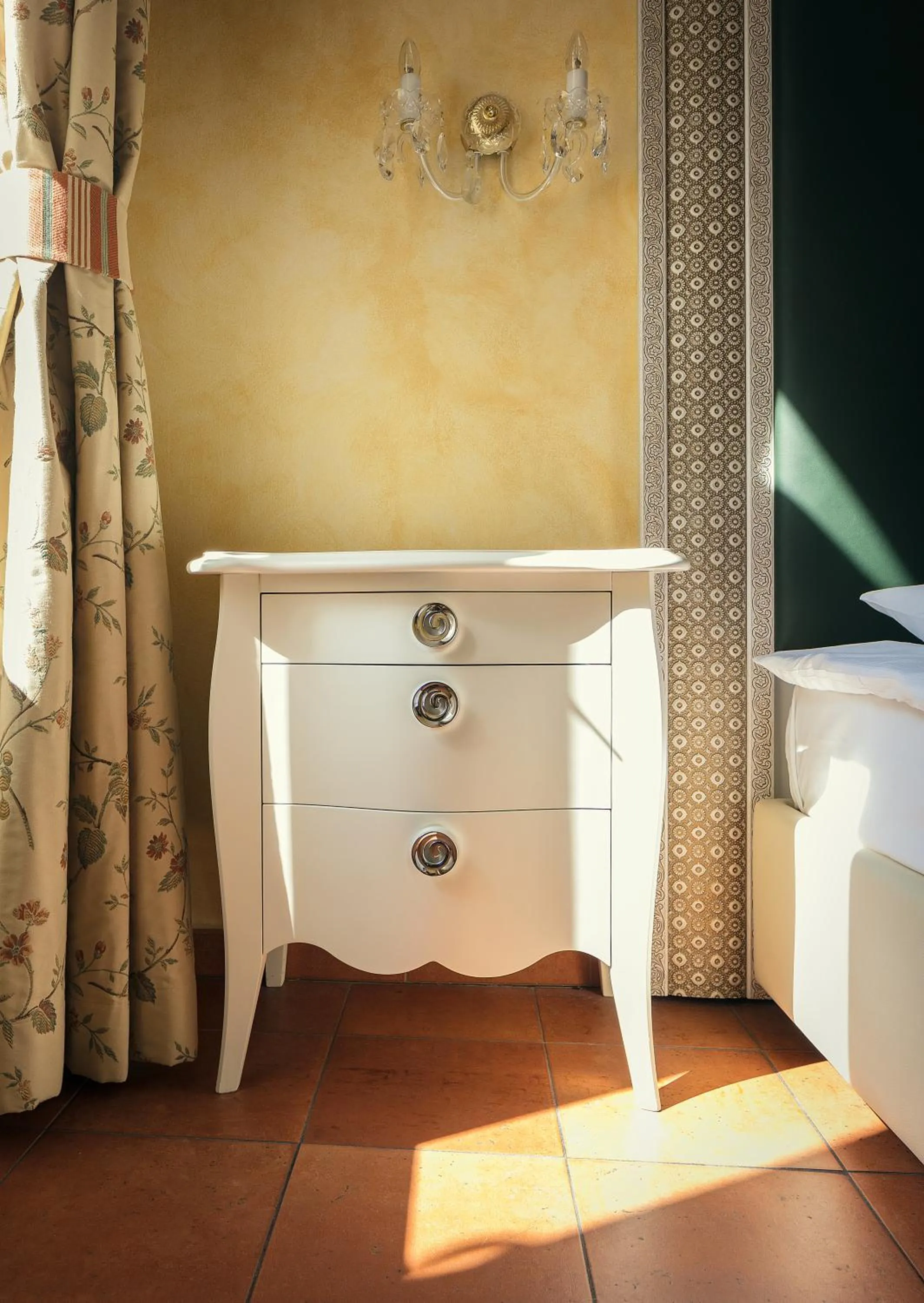 Bedroom in Hotel Caesar Prague