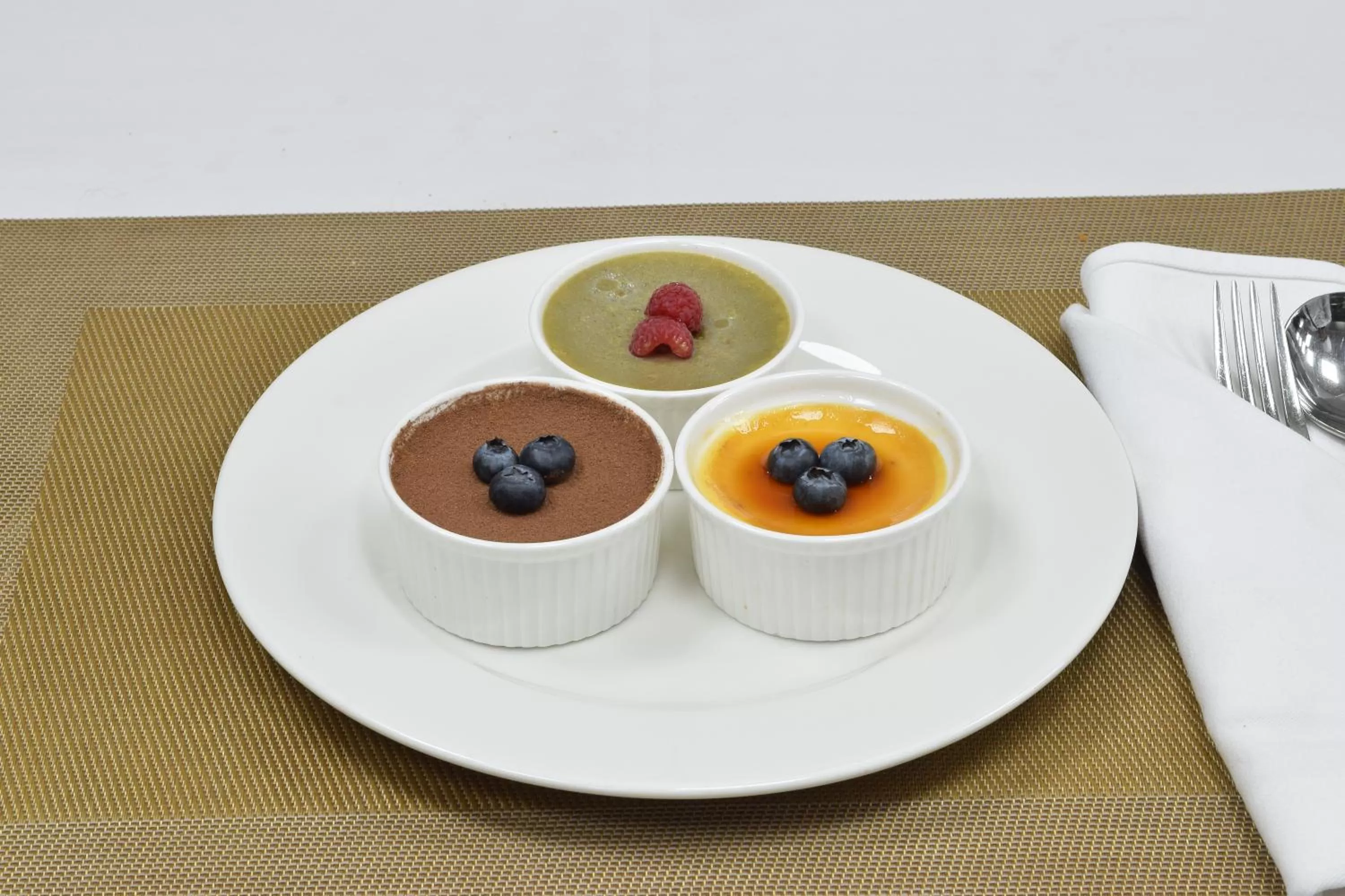 Restaurant/places to eat in Best Western Plus Fursan