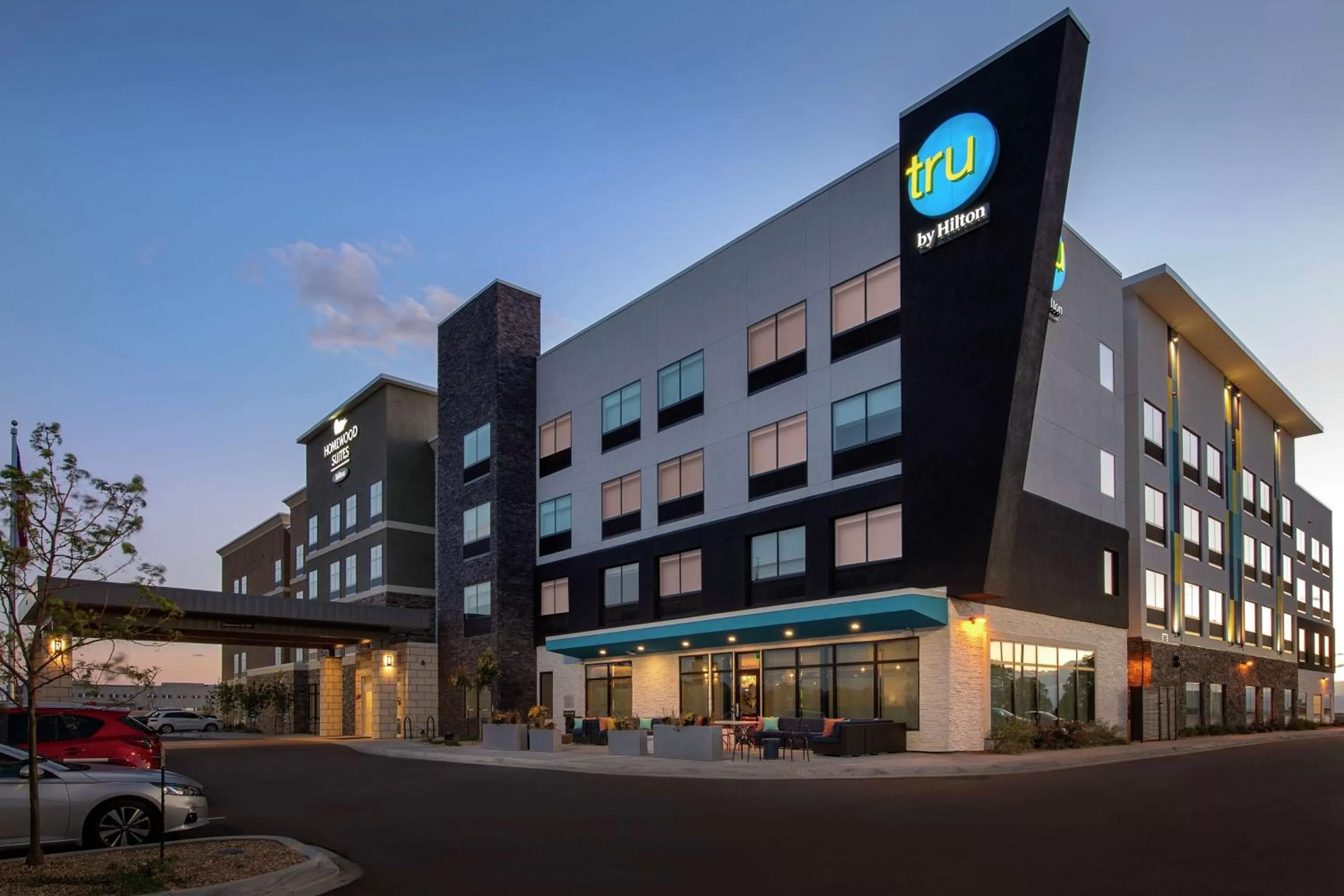 Property building in Tru By Hilton Denver Airport Tower Road