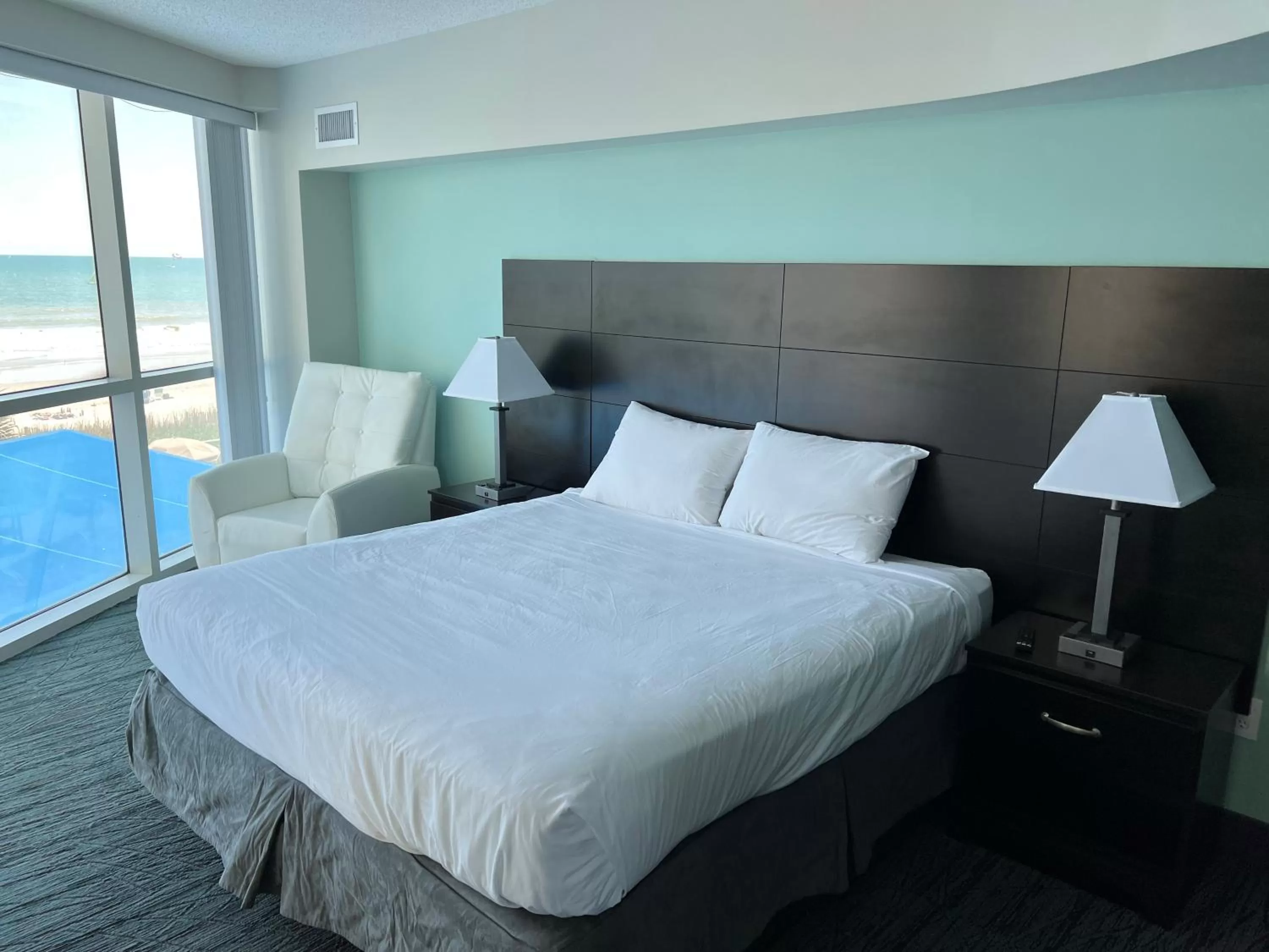 Bed in Oceans One Resort