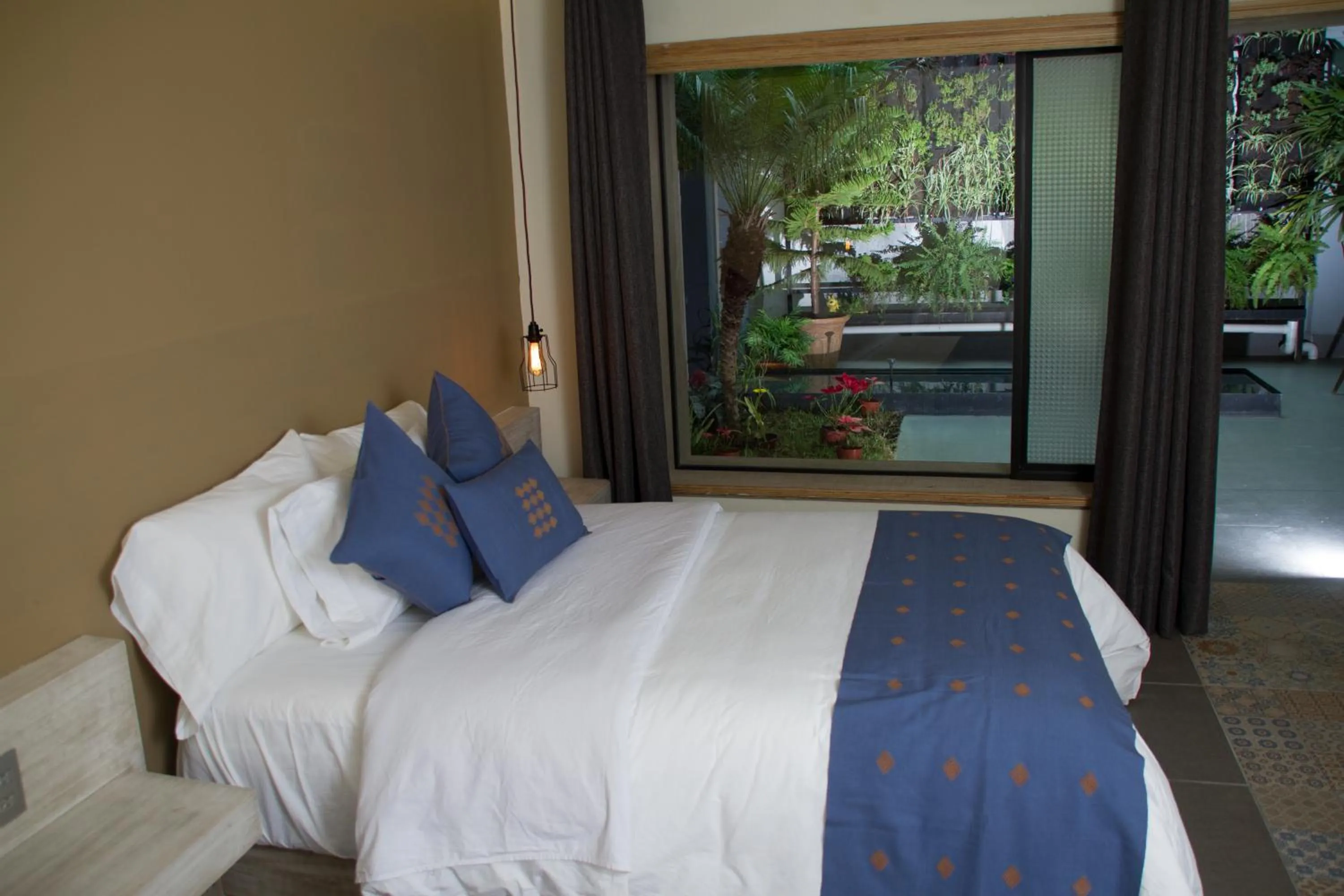 Photo of the whole room, Bed in Hotel Helverica