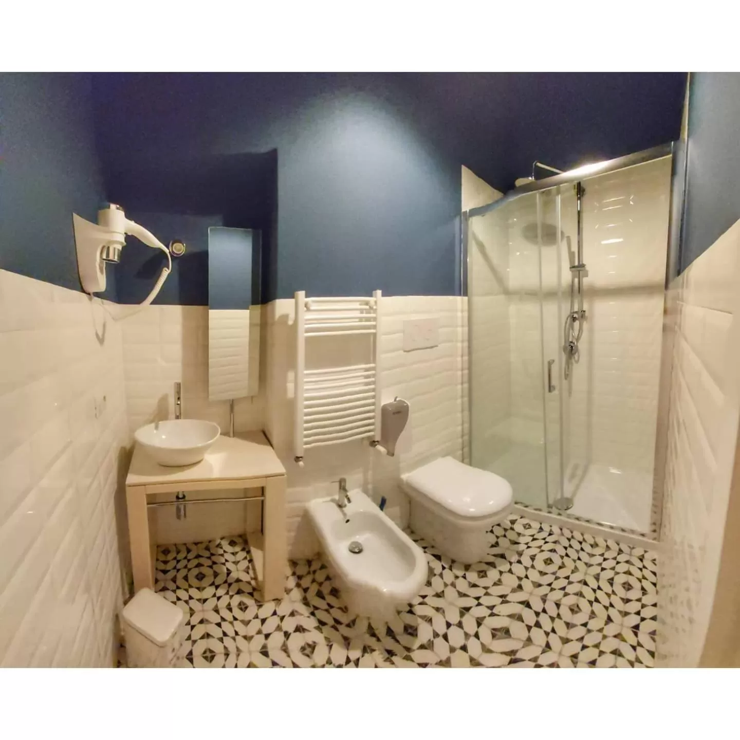 Bathroom in Alcaprì Suite Napoli Centro