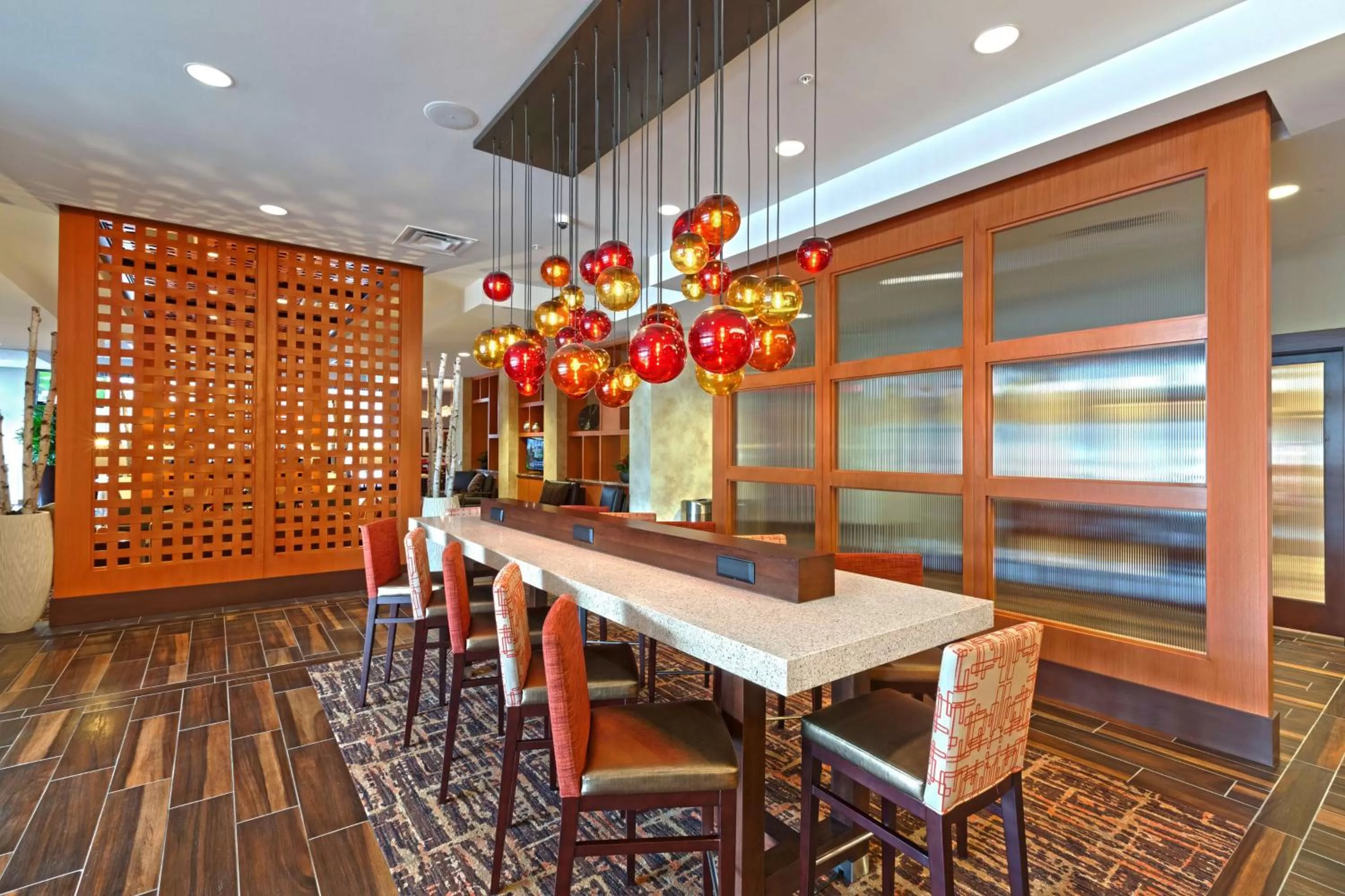 Dining area in Hampton Inn Houston Downtown