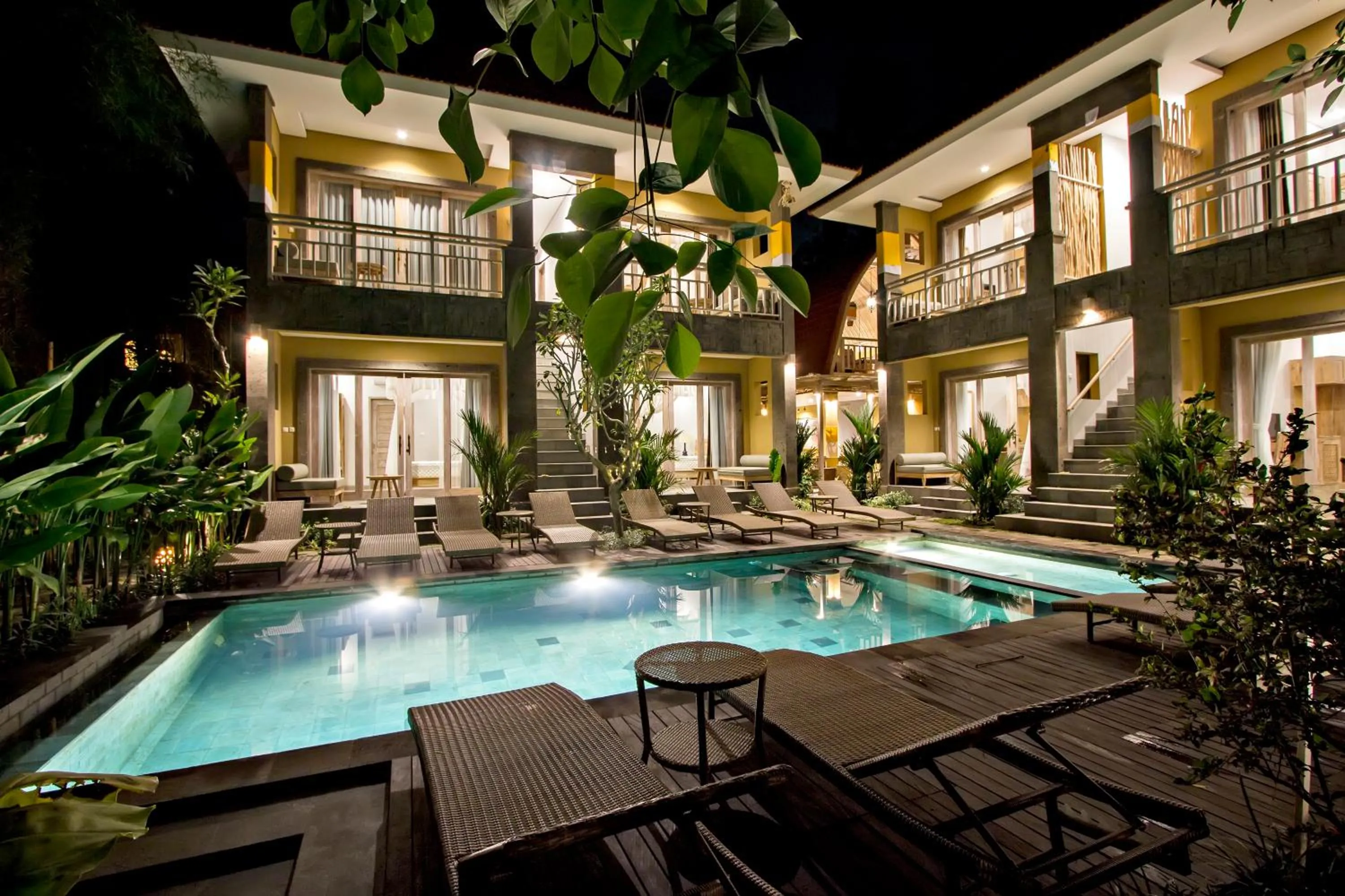 Property building in Ubad Retreat