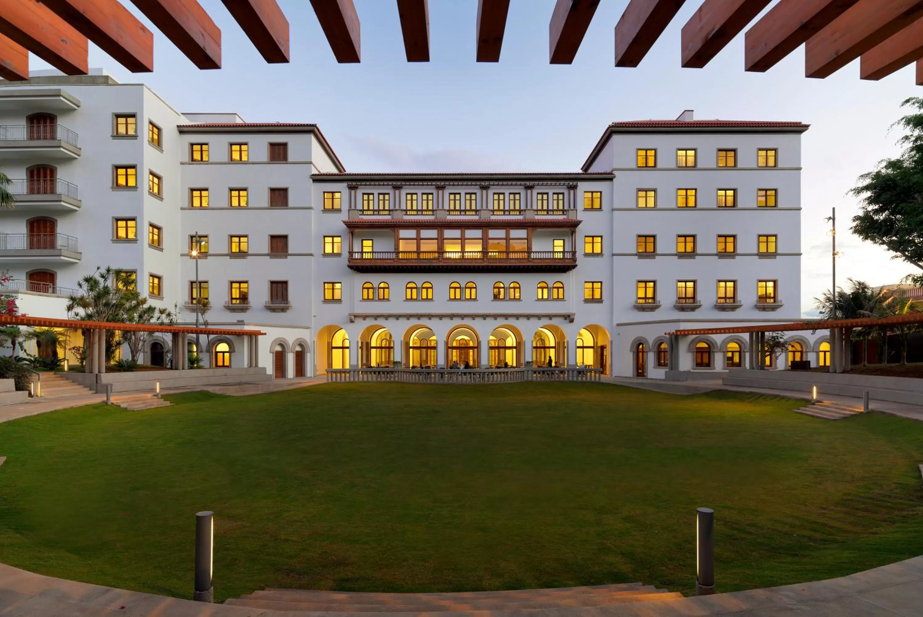 Facade/entrance in Iberostar Heritage Grand Mencey
