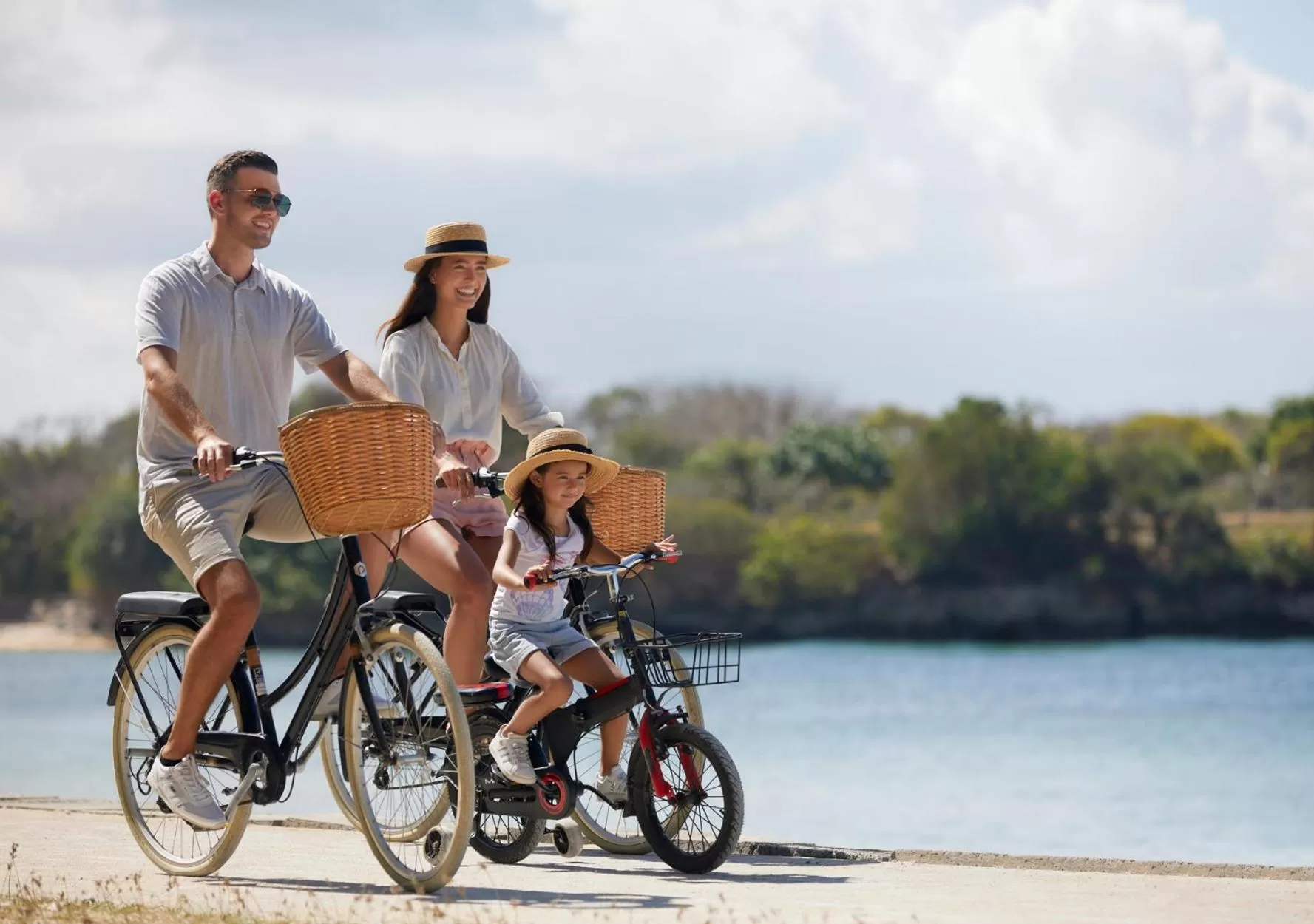 Beach in Courtyard by Marriott Bali Nusa Dua Resort