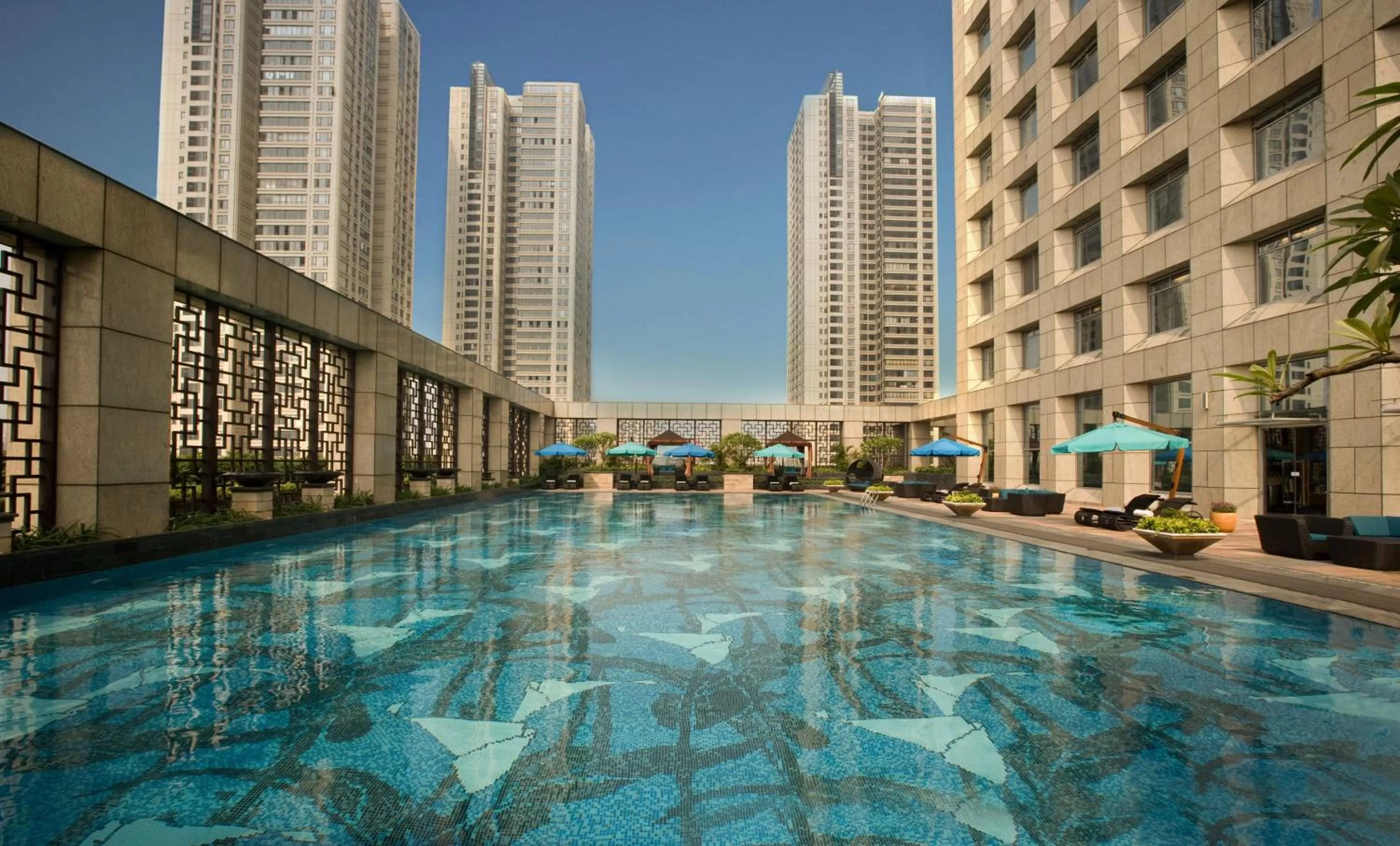 Swimming pool in InterContinental Foshan by IHG