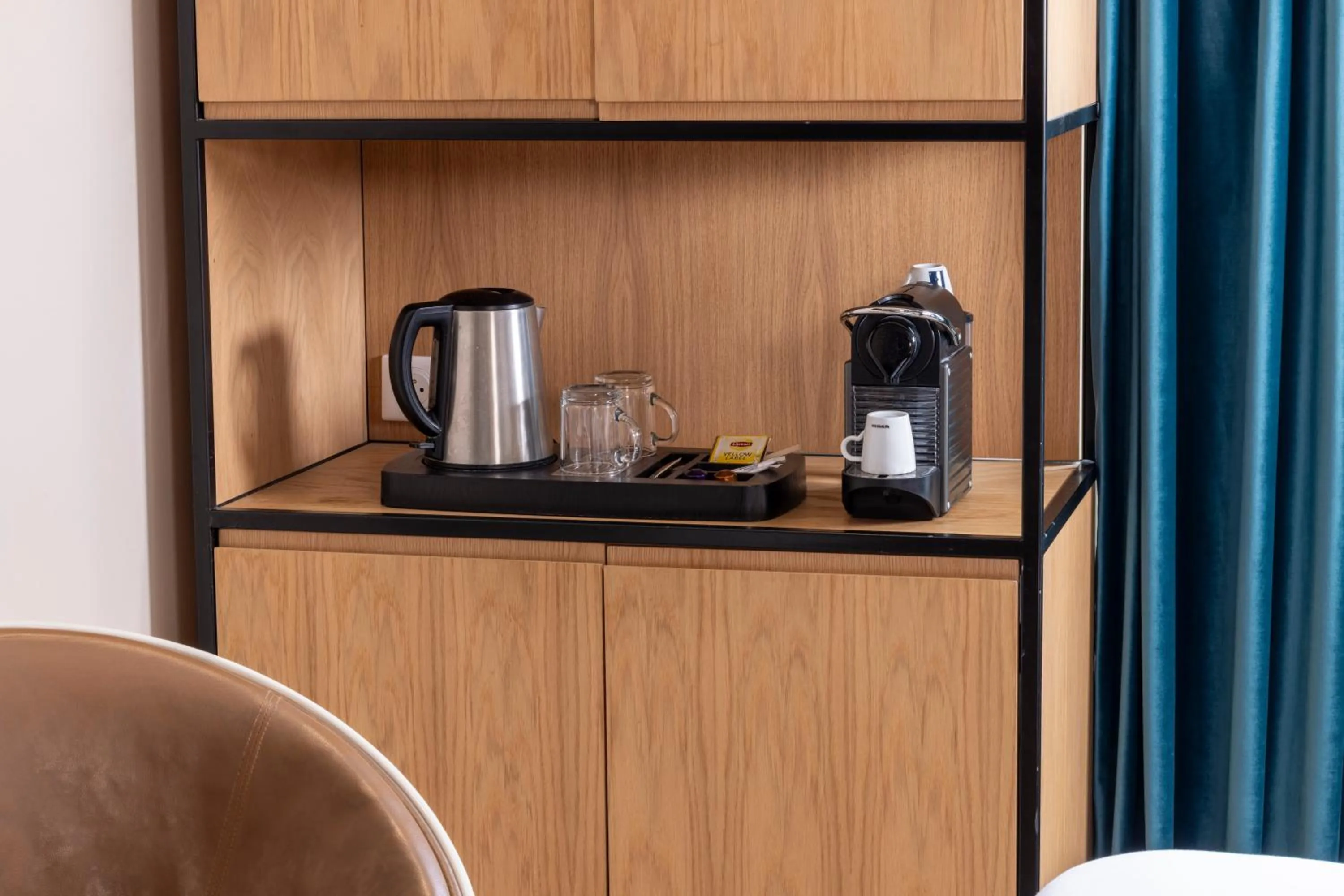 Coffee/tea facilities in Hôtel Elixir