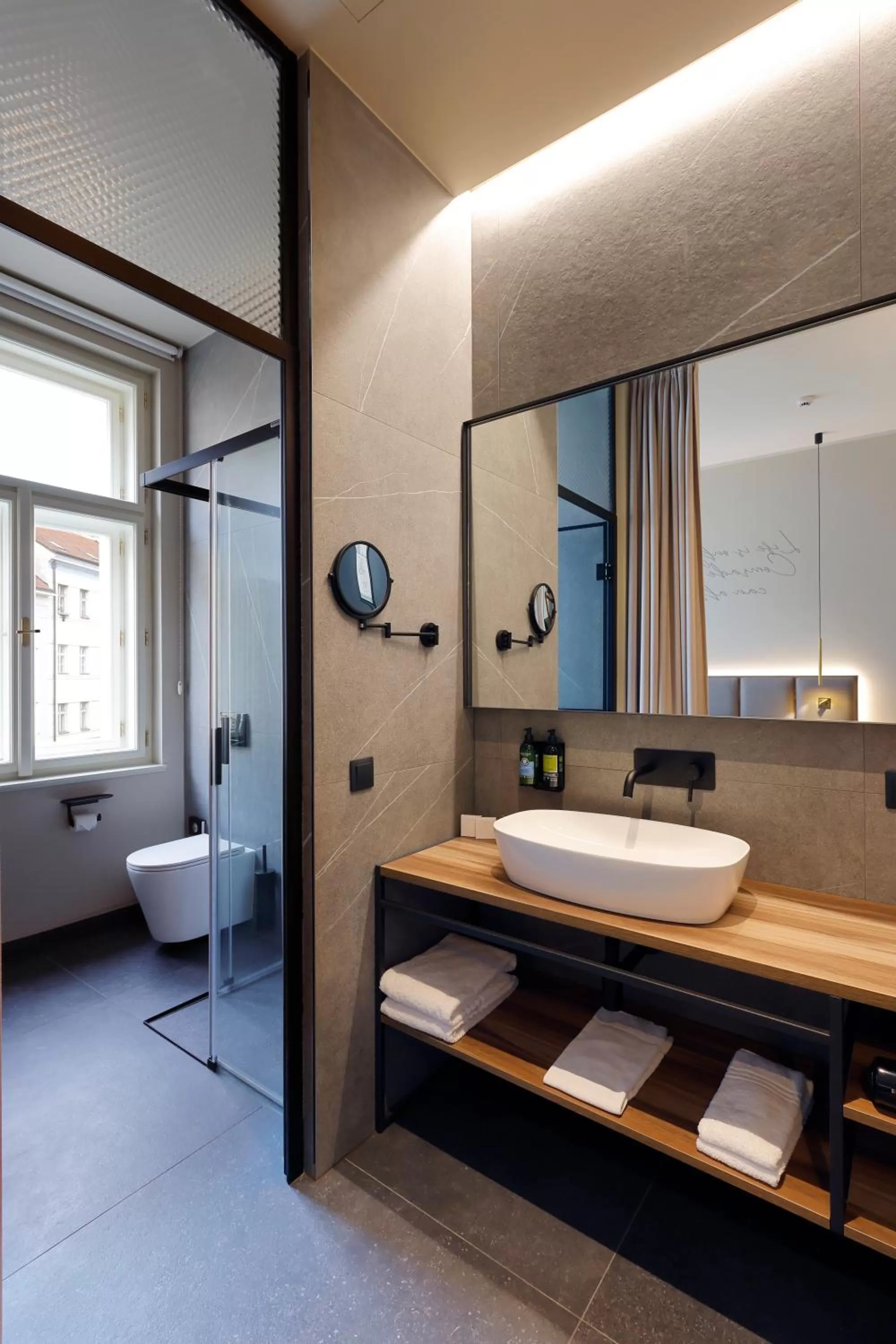 Shower, Bed in Hotel Prokop Square