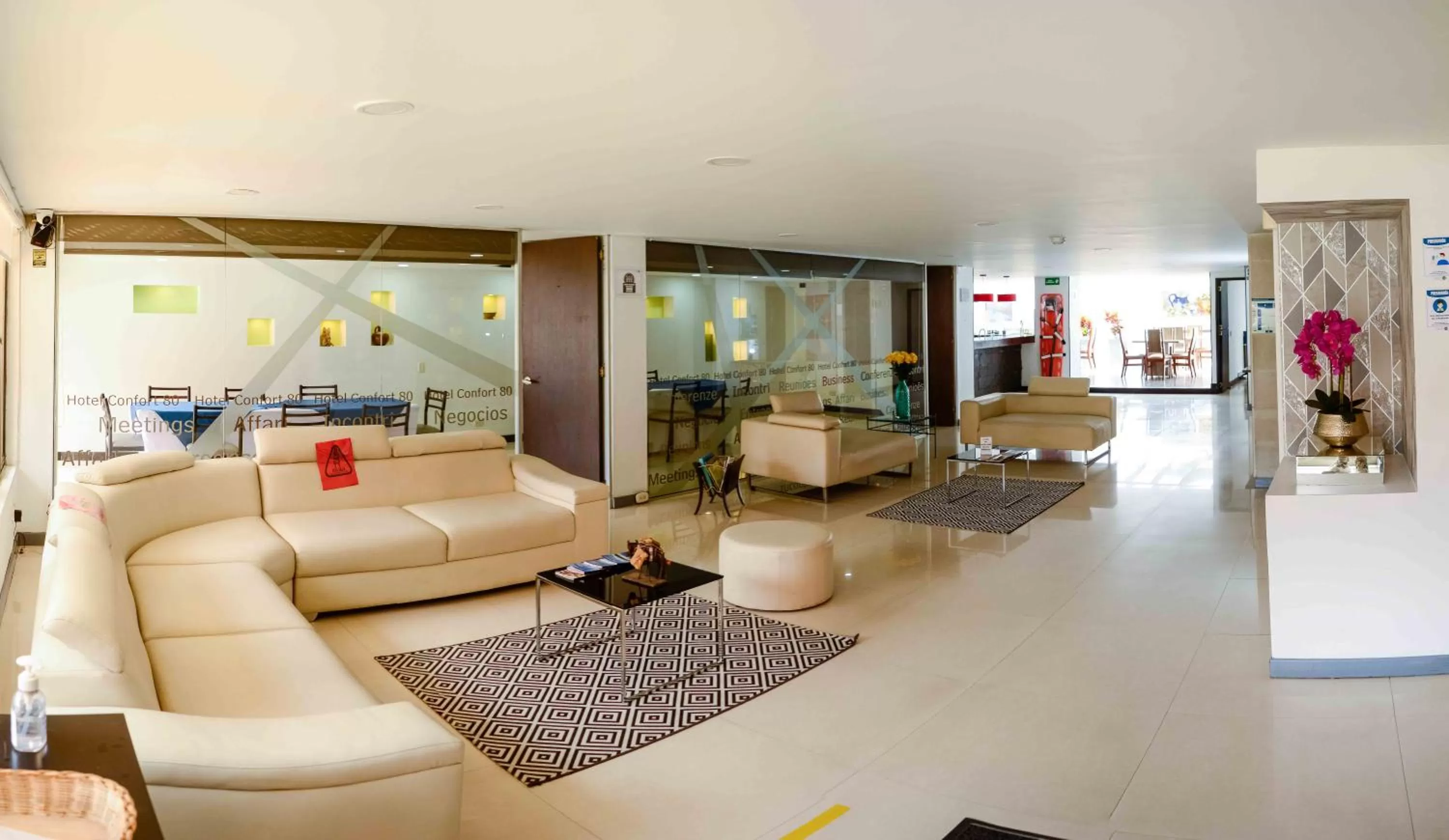 Property building in Hotel Confort 80 Zona Rosa By Hoteles Confort80