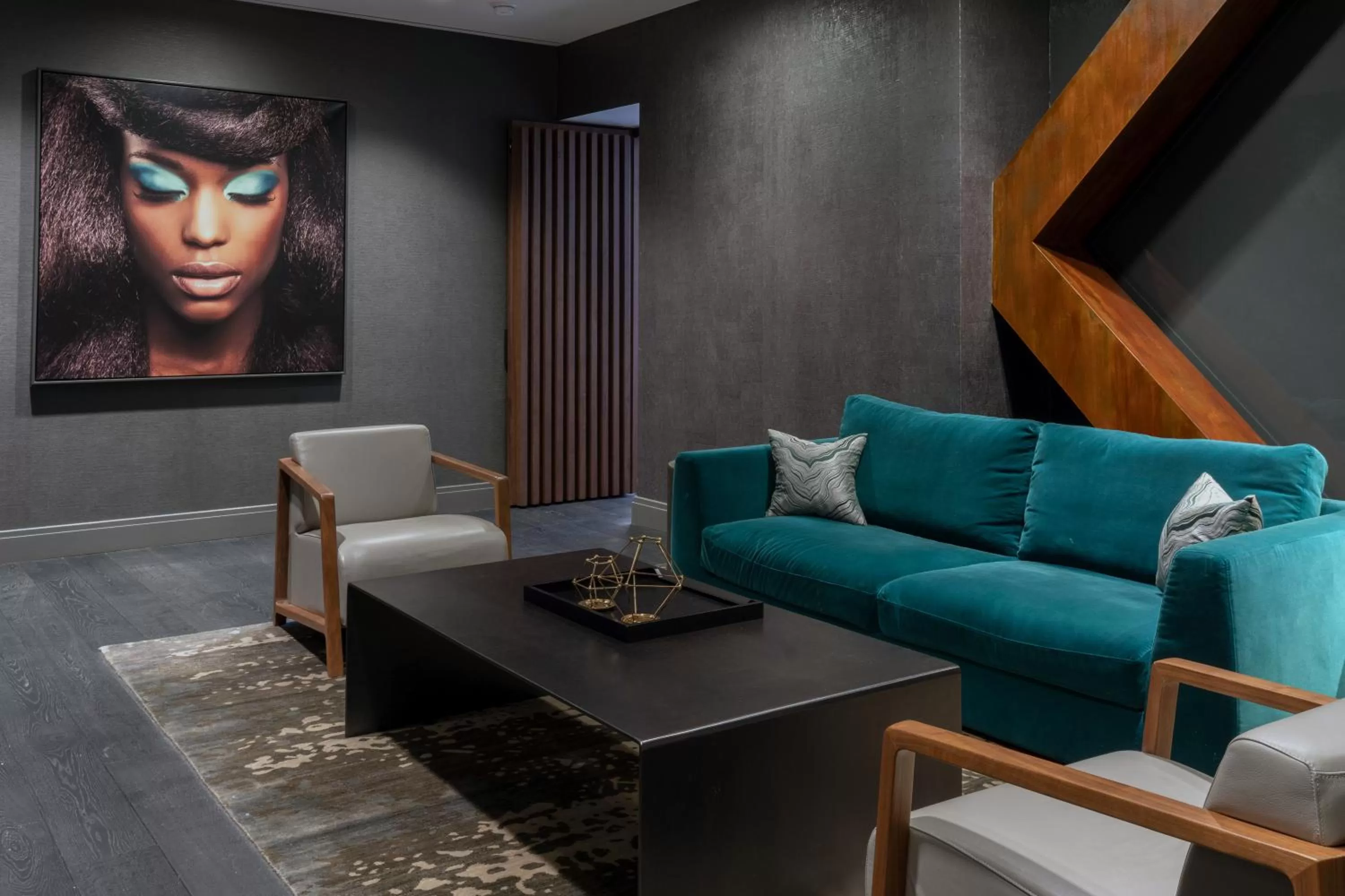 Living room in The Hotel & Athletic Club at Midtown