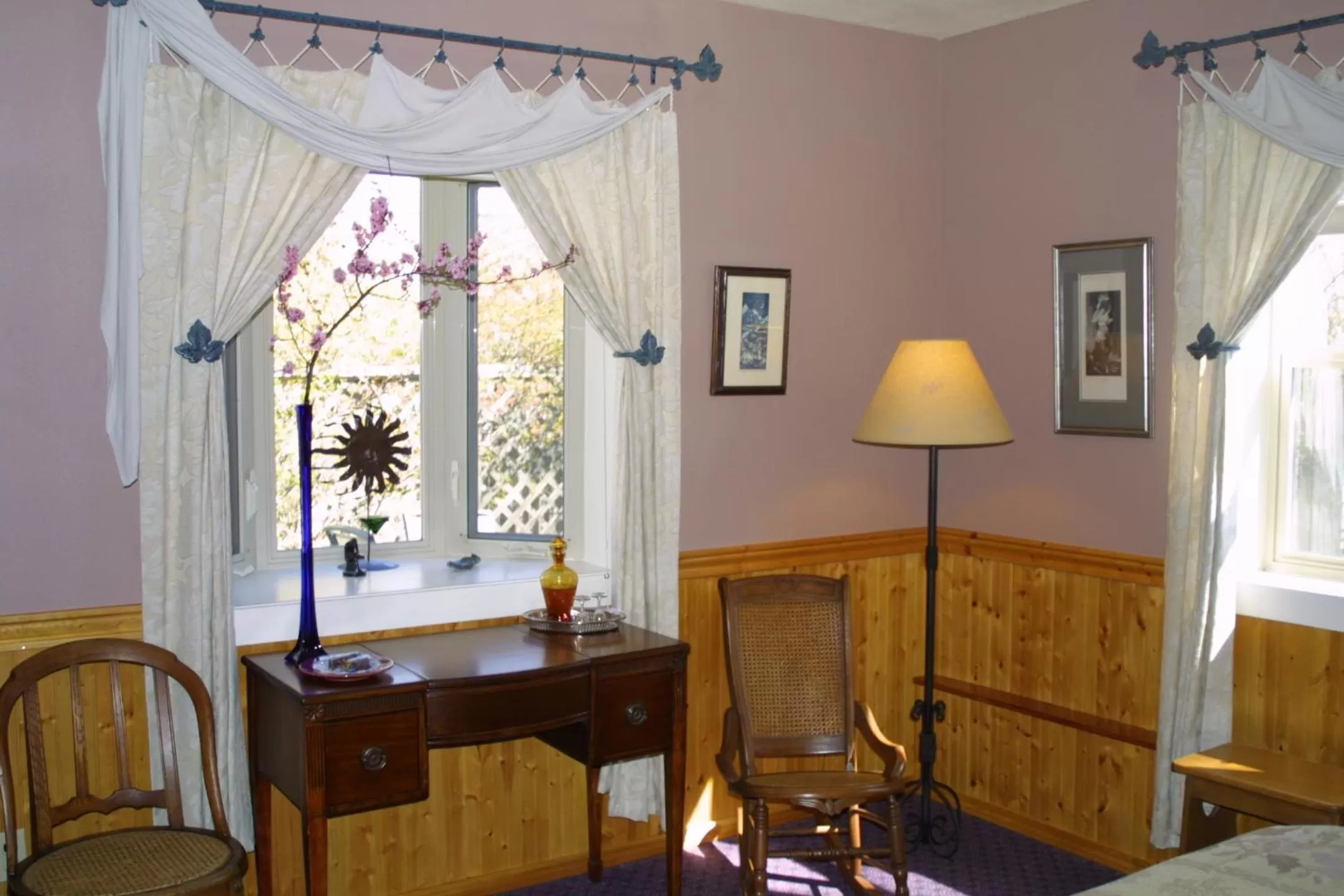 Day in Arden Forest Inn