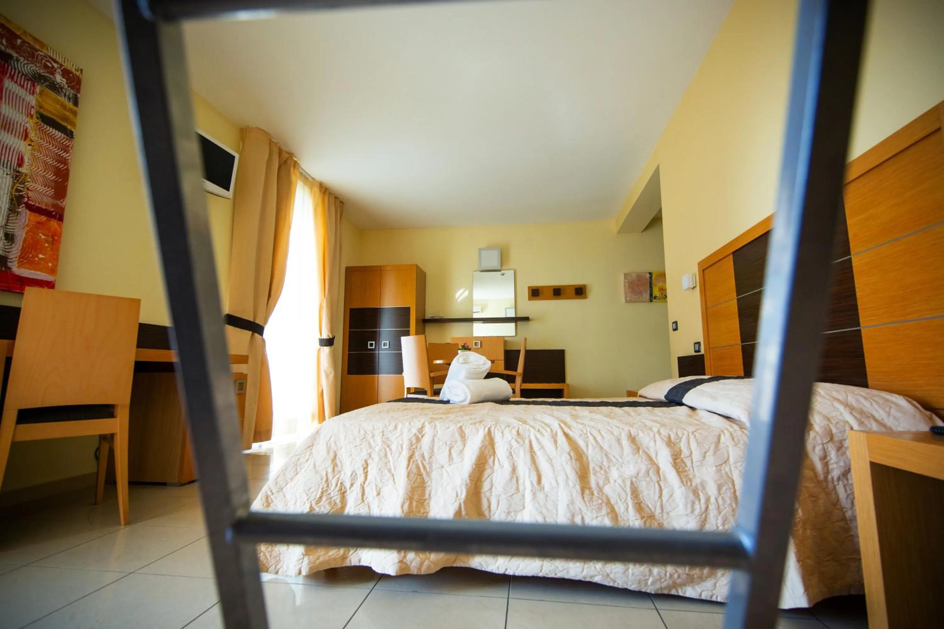 Bedroom, Bed in Ticho's Greenblu Hotel