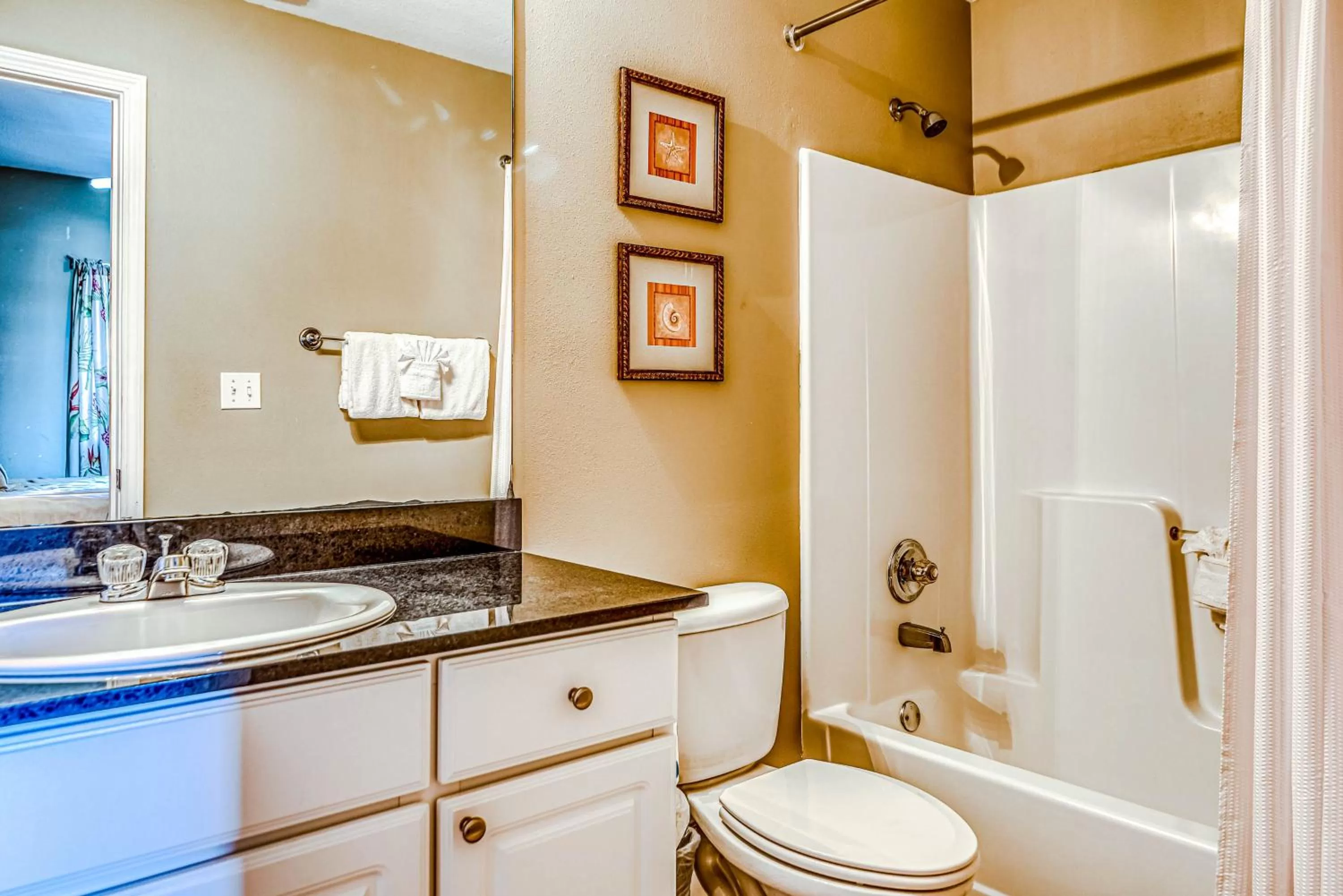 Bathroom in San Carlos #1208