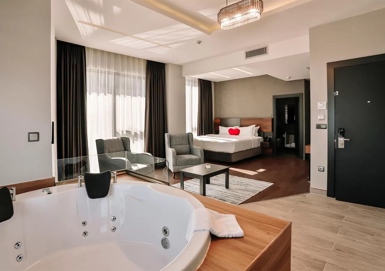 Photo of the whole room in Peerless Villas Hotel