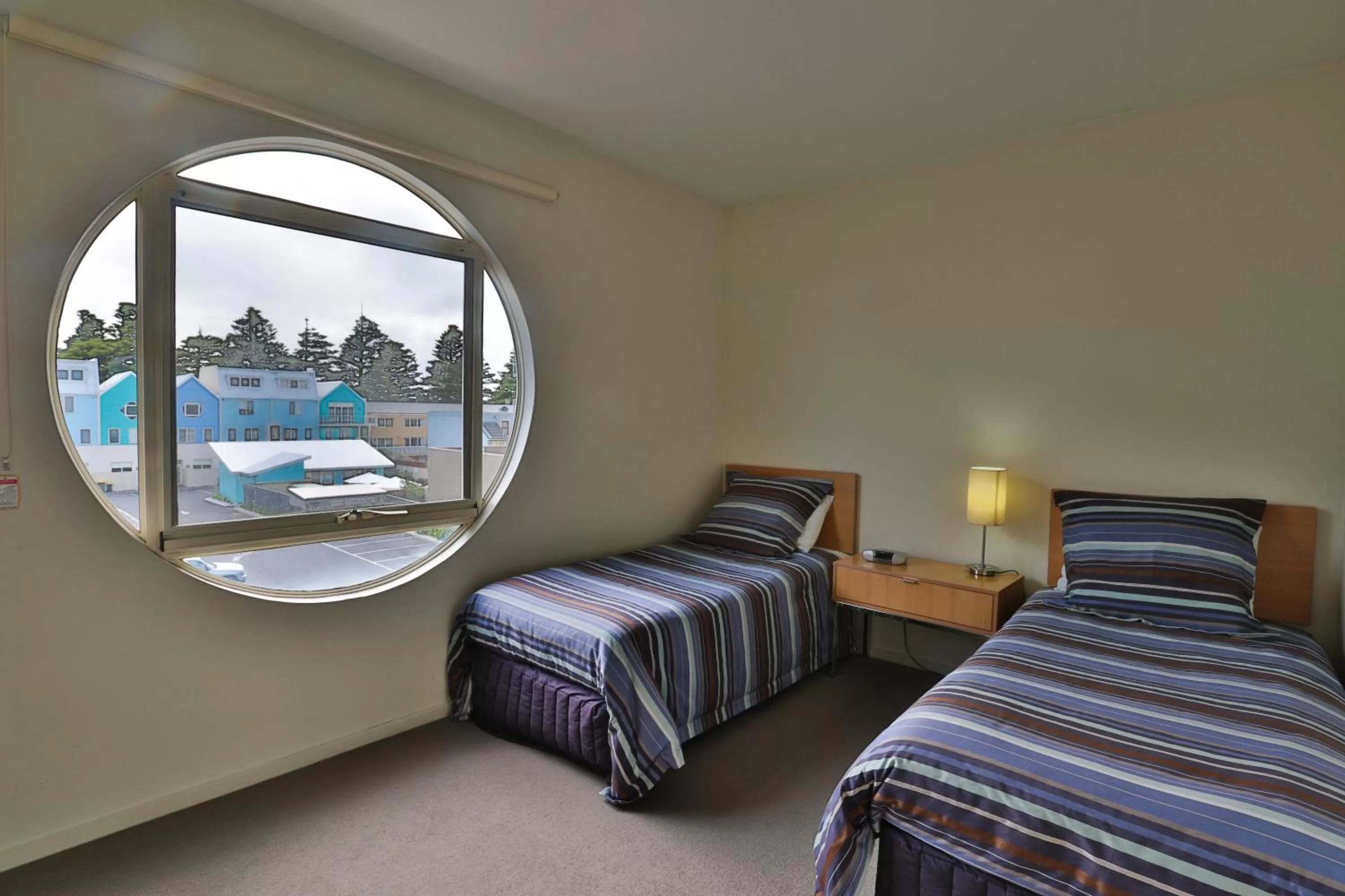 Bedroom, Bed in Lady Bay Resort