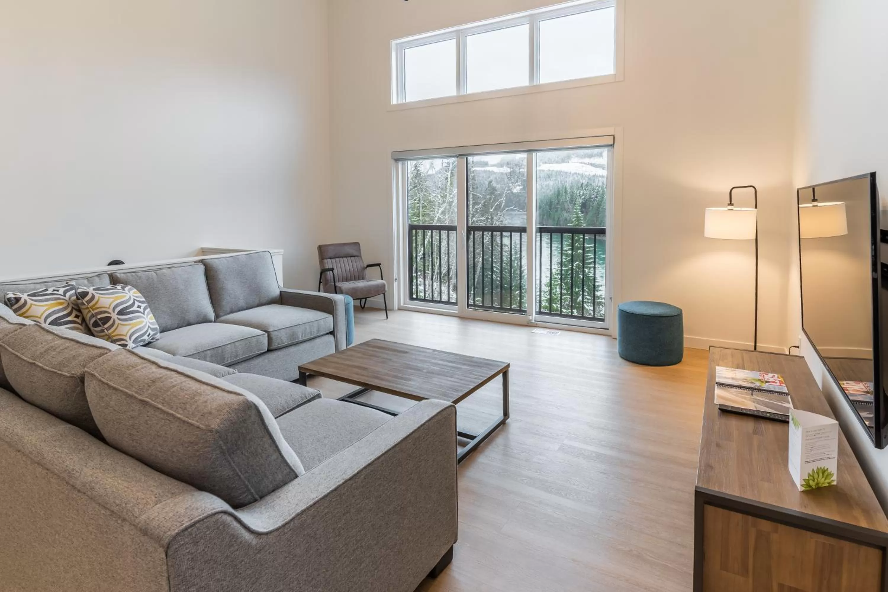 Living room in Basecamp Resorts Revelstoke