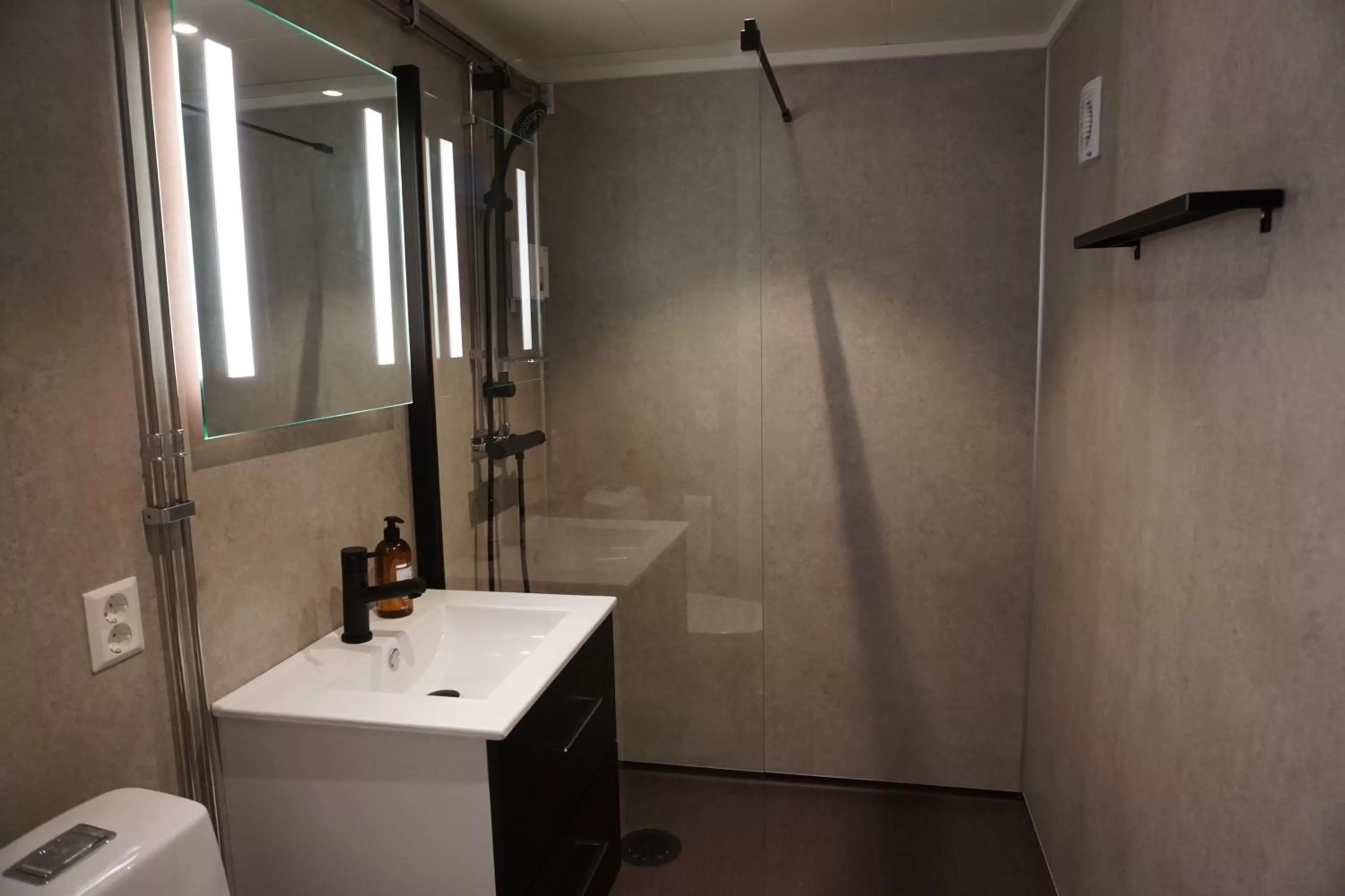 Bathroom in Verdde Hotel Lakselv