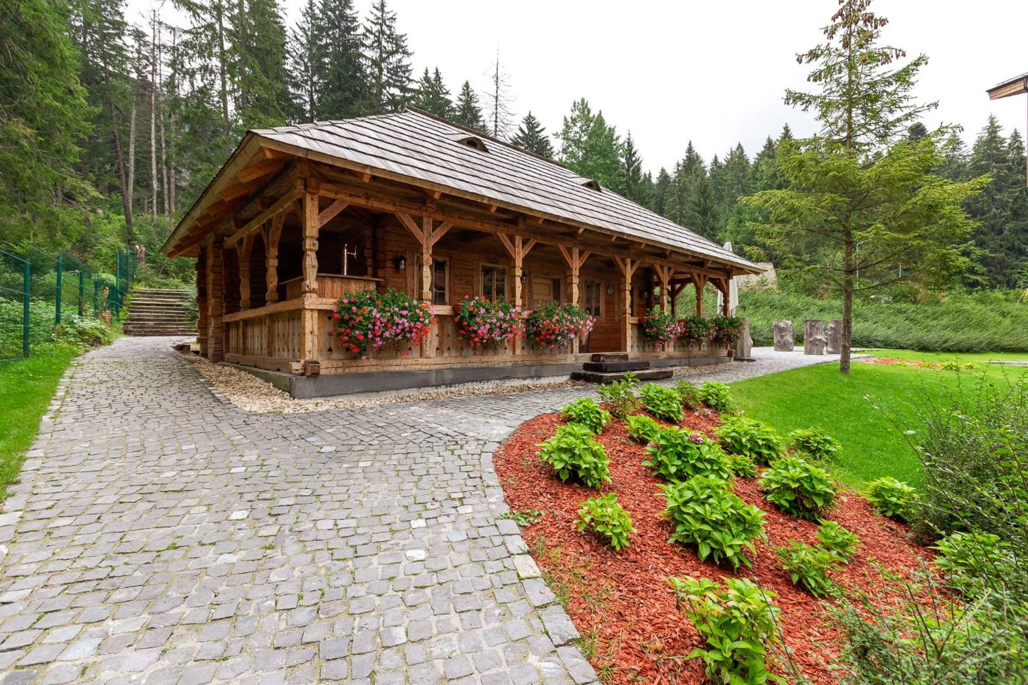 Garden in Teleferic Grand Hotel